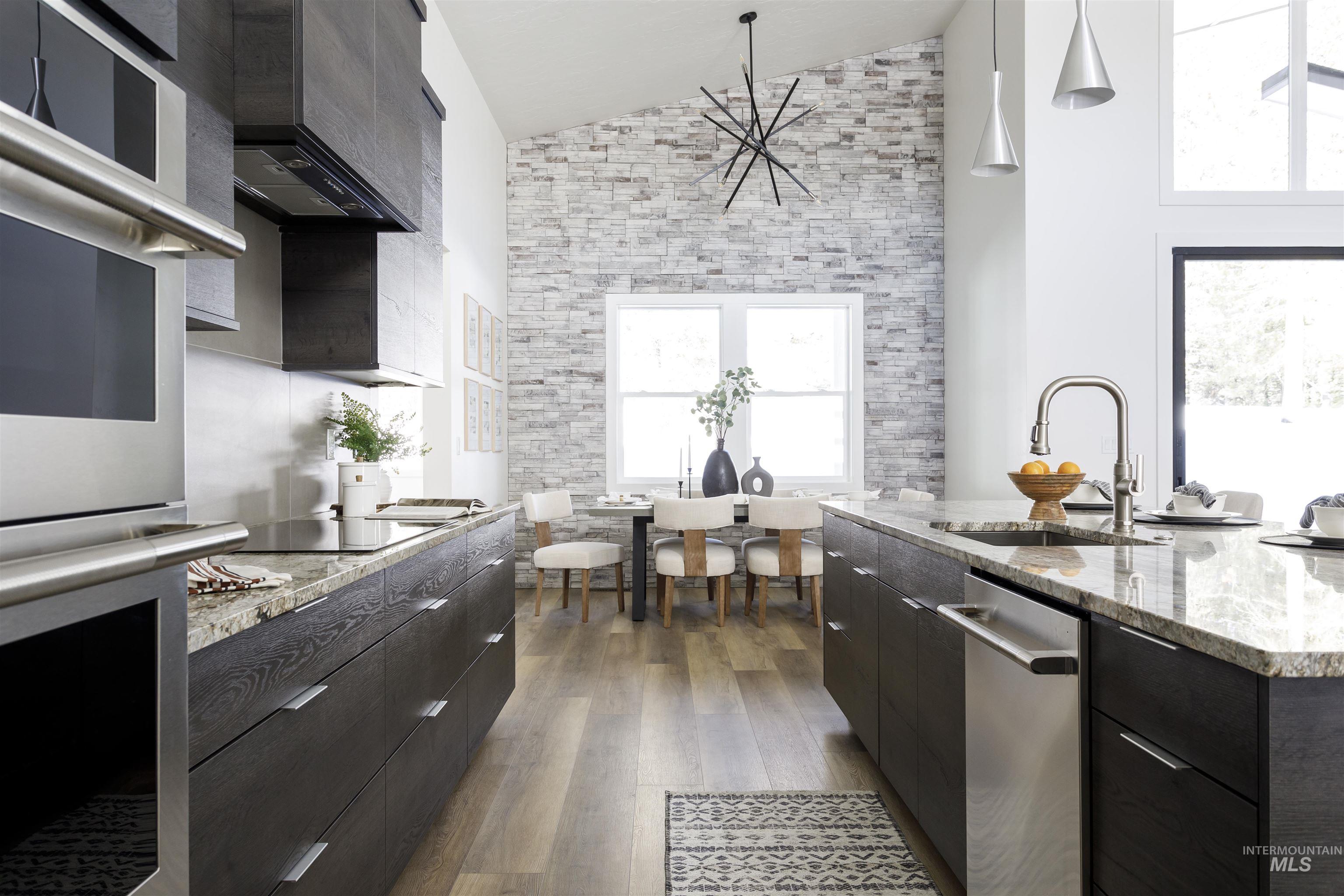 13 Bay View Dr, Donnelly, Idaho 83615, 4 Bedrooms, 3 Bathrooms, Residential For Sale, Price $1,599,999,MLS 98972847