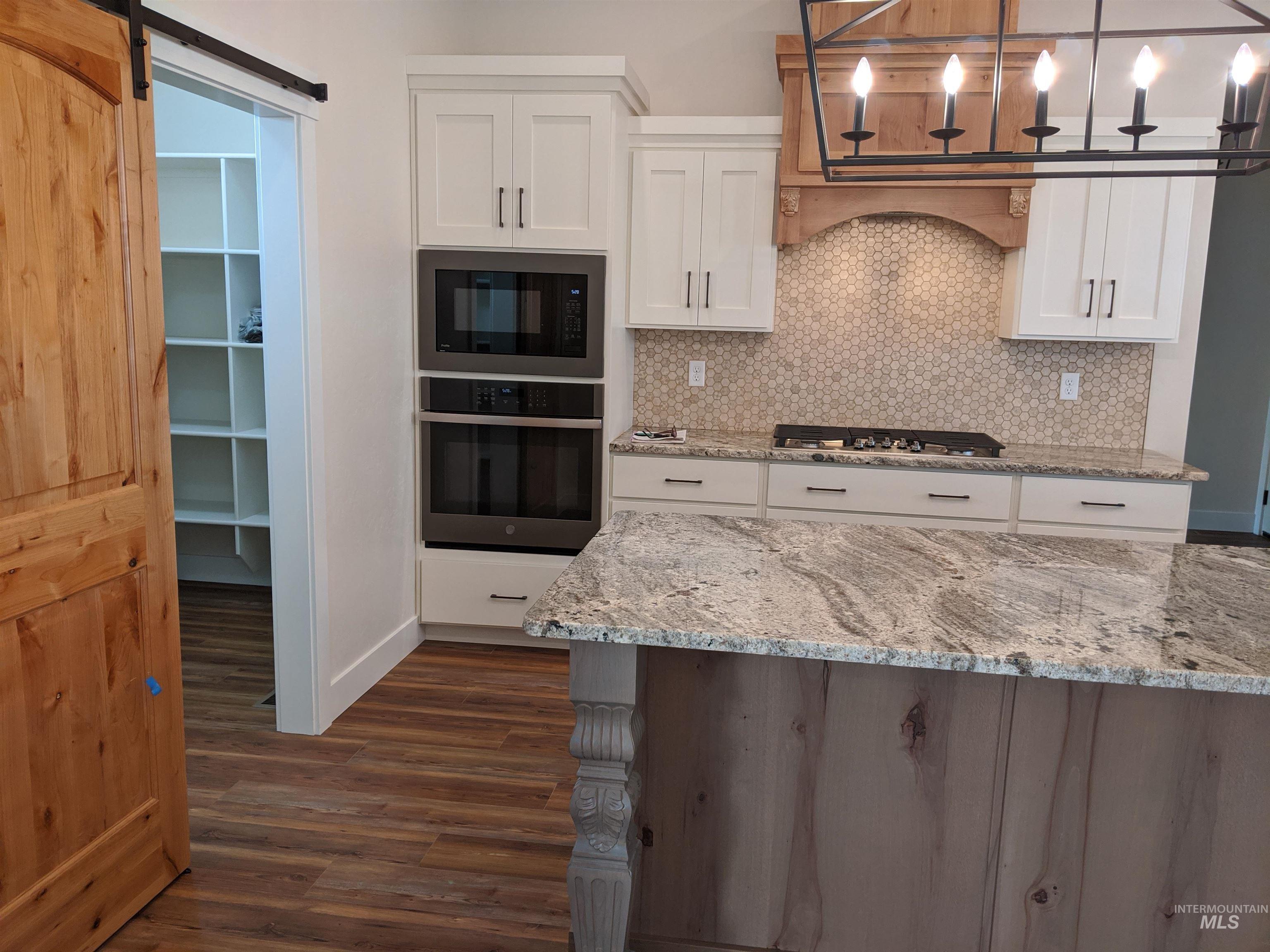 4505 NW Purple Sage Circle, Mountain Home, Idaho 83647, 3 Bedrooms, 2.5 Bathrooms, Residential For Sale, Price $839,000,MLS 98972853