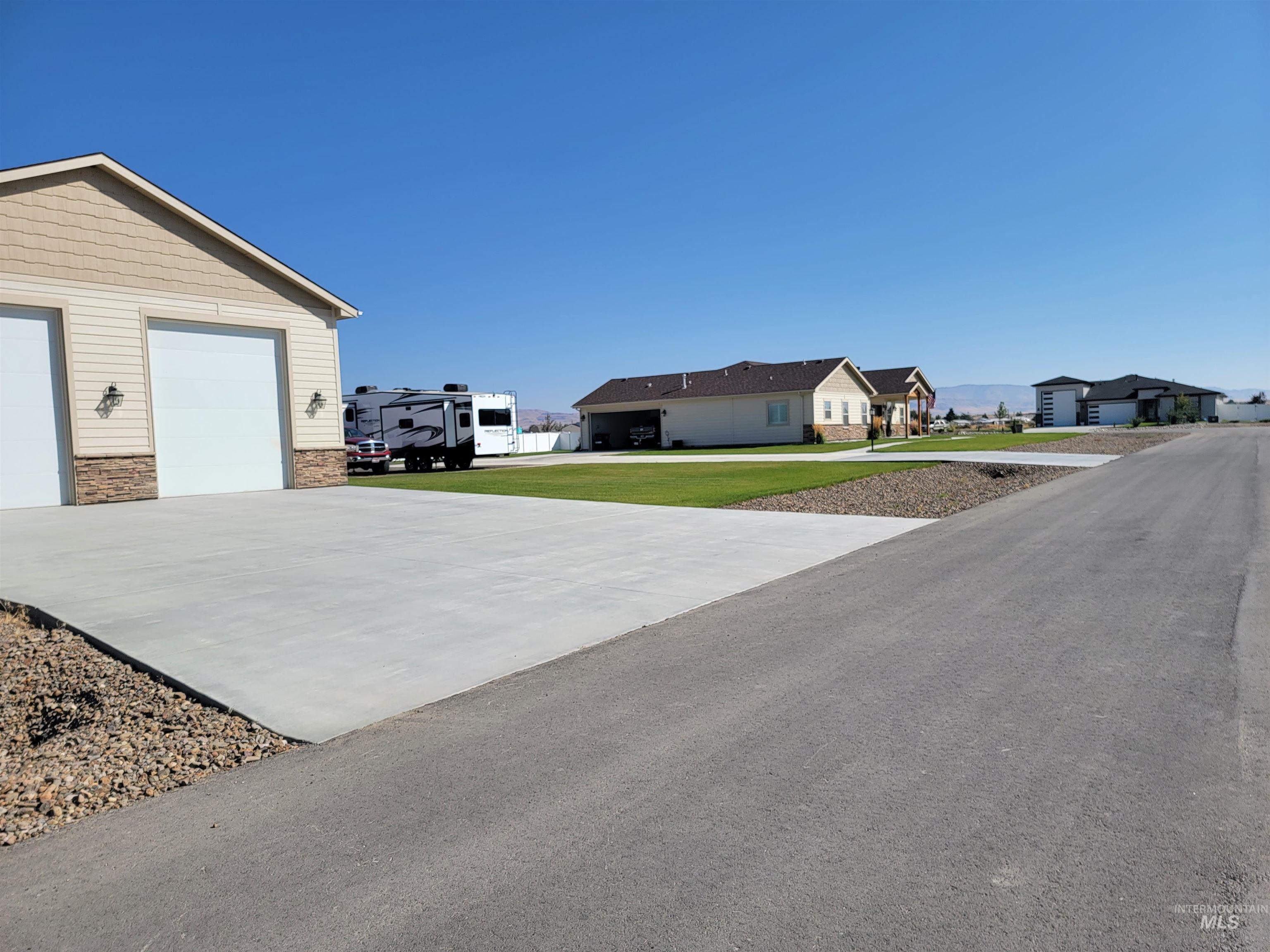 4505 NW Purple Sage Circle, Mountain Home, Idaho 83647, 3 Bedrooms, 2.5 Bathrooms, Residential For Sale, Price $839,000,MLS 98972853