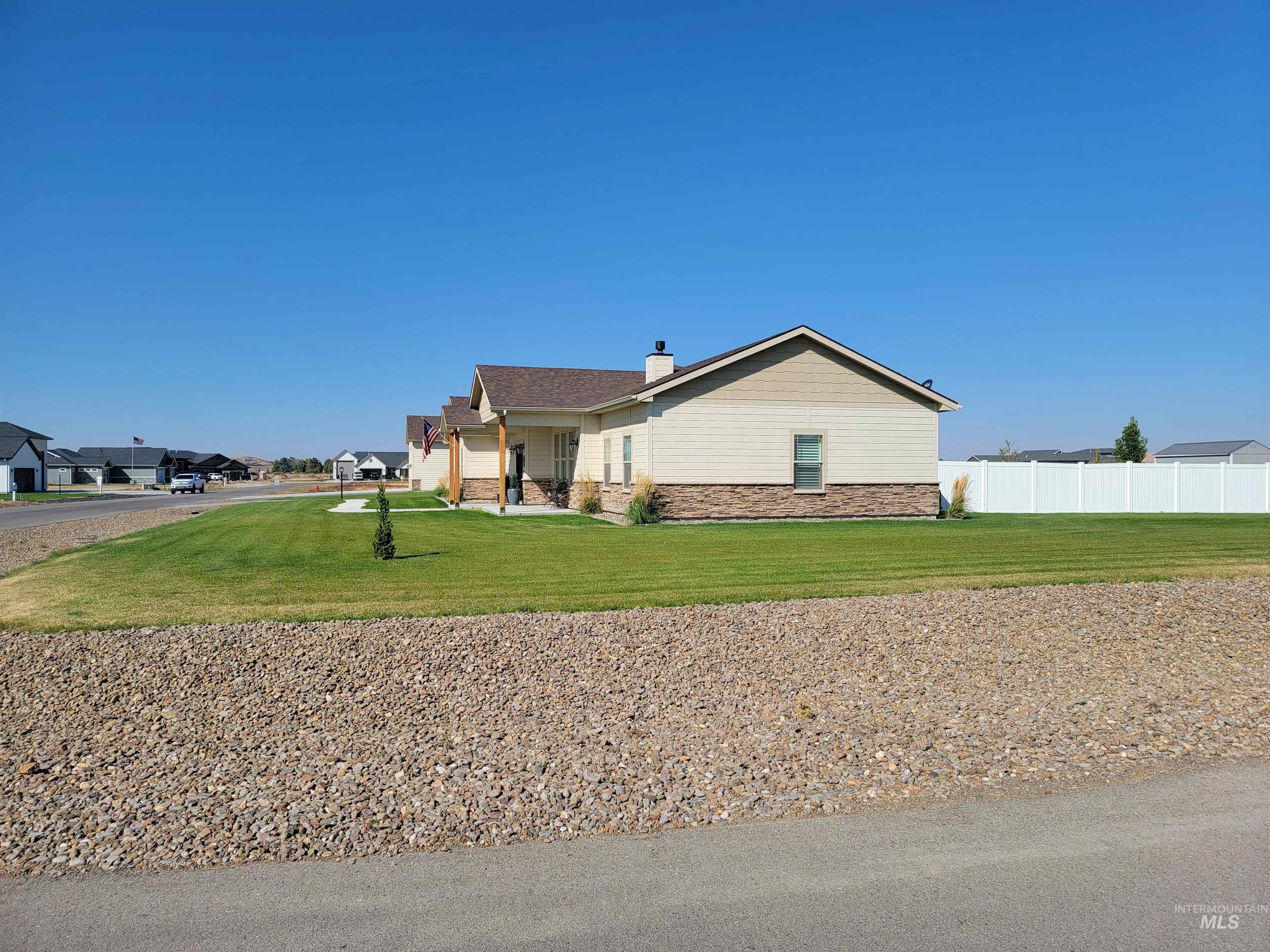 4505 NW Purple Sage Circle, Mountain Home, Idaho 83647, 3 Bedrooms, 2.5 Bathrooms, Residential For Sale, Price $839,000,MLS 98972853