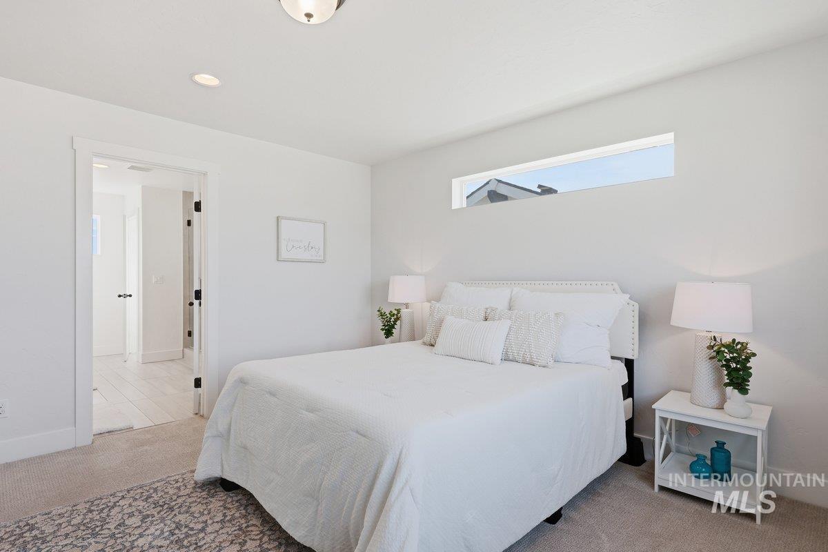 5332 W Daphne Drive, Meridian, Idaho 83646, 5 Bedrooms, 4 Bathrooms, Residential For Sale, Price $724,900,MLS 98972854