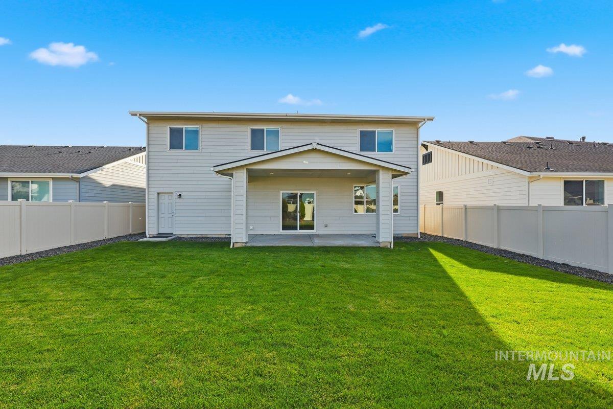 5332 W Daphne Drive, Meridian, Idaho 83646, 5 Bedrooms, 4 Bathrooms, Residential For Sale, Price $724,900,MLS 98972854