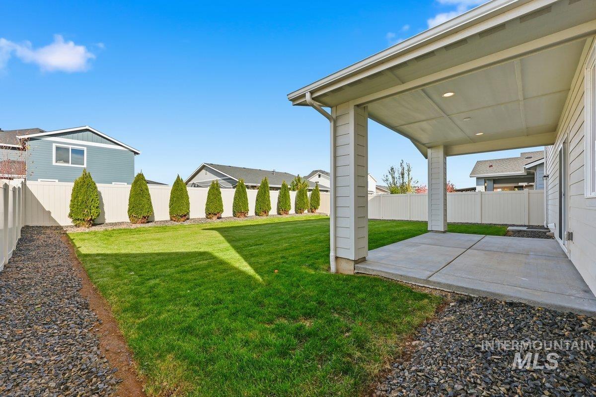 5332 W Daphne Drive, Meridian, Idaho 83646, 5 Bedrooms, 4 Bathrooms, Residential For Sale, Price $724,900,MLS 98972854