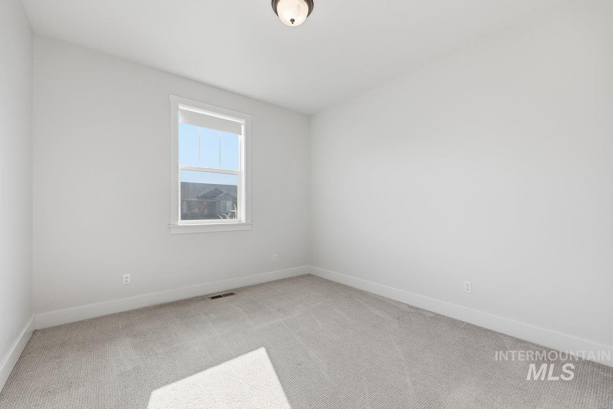 5332 W Daphne Drive, Meridian, Idaho 83646, 5 Bedrooms, 4 Bathrooms, Residential For Sale, Price $724,900,MLS 98972854