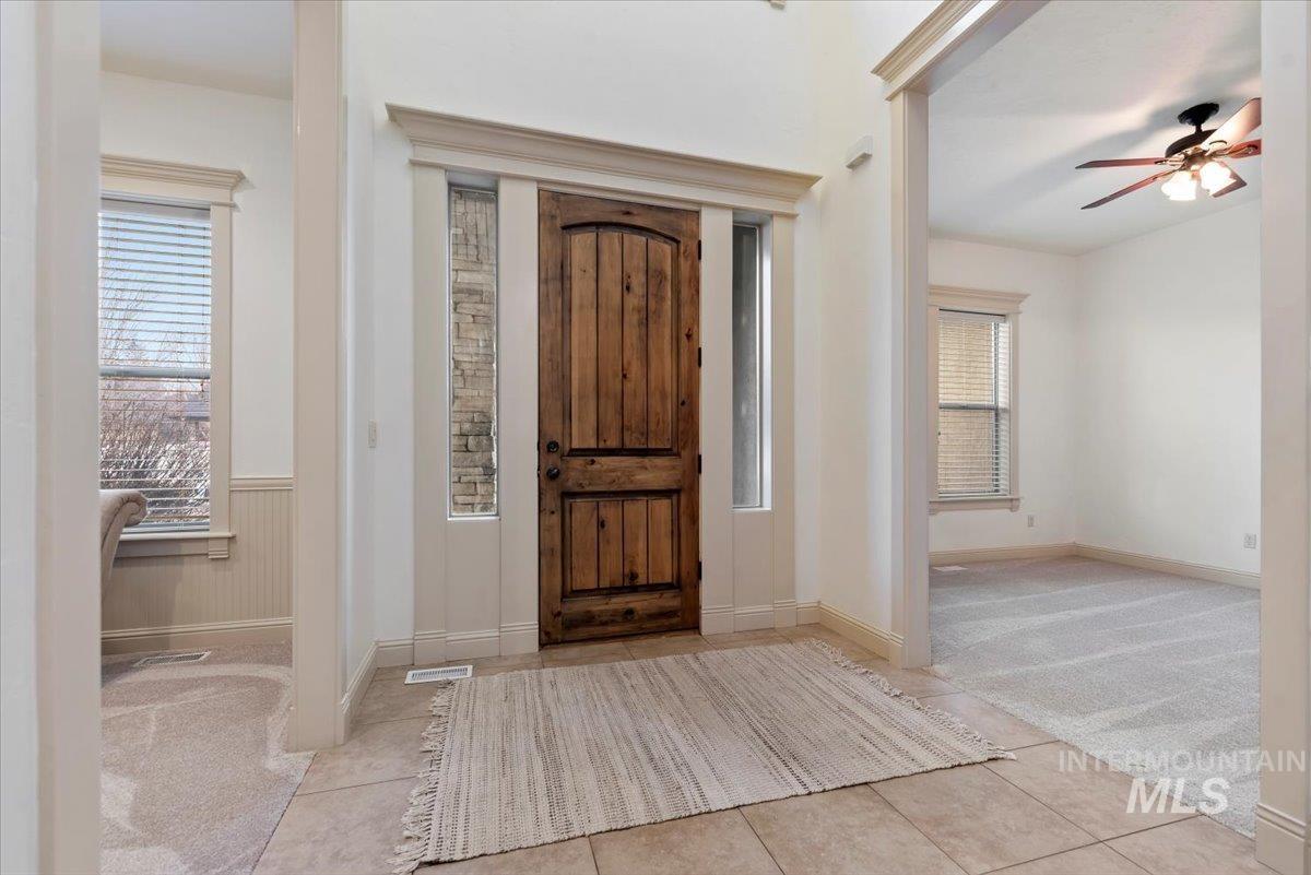 2060 E Lobelia St, Meridian, Idaho 83646-7777, 5 Bedrooms, 4.5 Bathrooms, Residential For Sale, Price $920,000,MLS 98972855