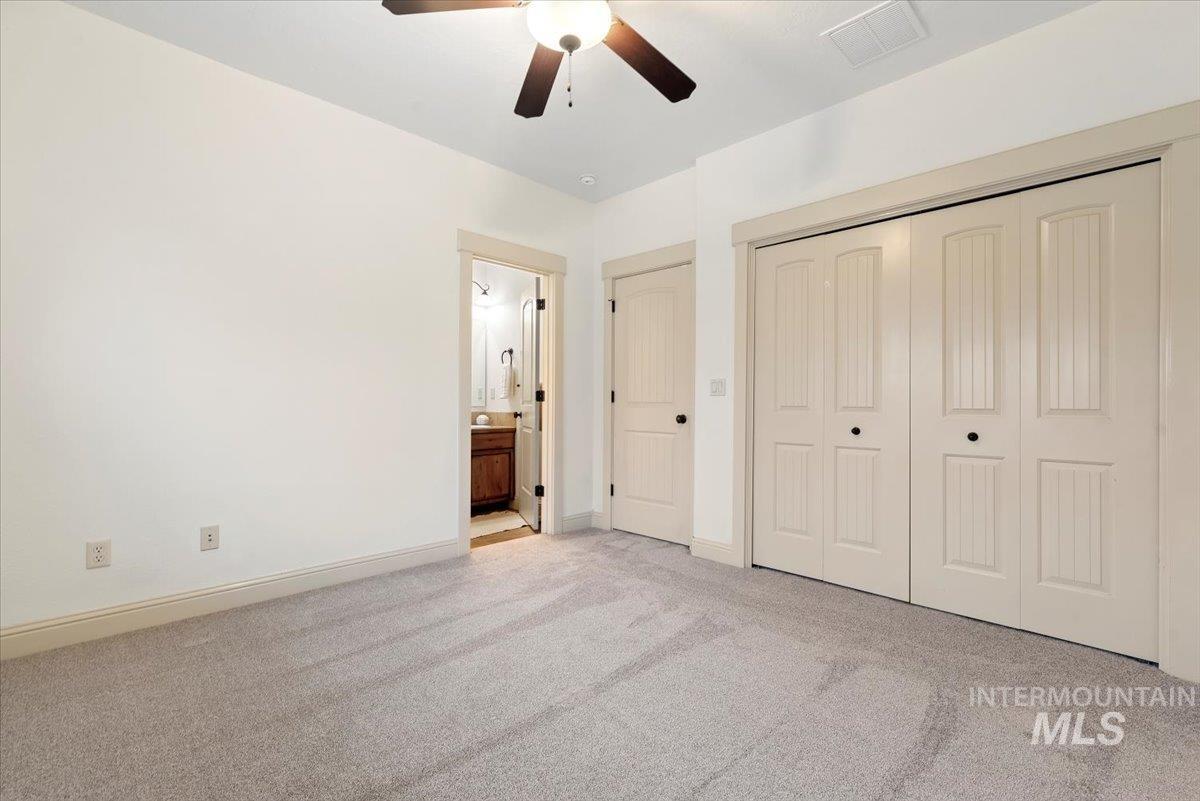 2060 E Lobelia St, Meridian, Idaho 83646-7777, 5 Bedrooms, 4.5 Bathrooms, Residential For Sale, Price $920,000,MLS 98972855