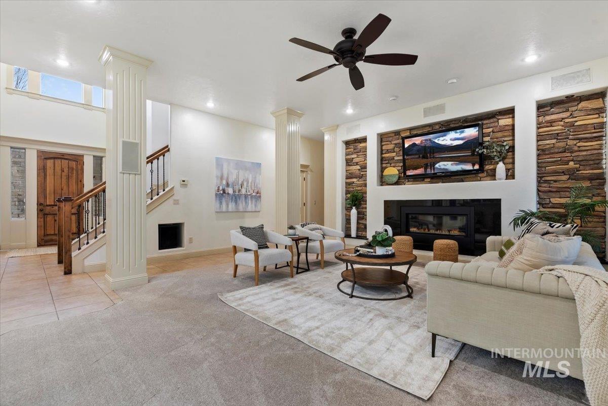 2060 E Lobelia St, Meridian, Idaho 83646-7777, 5 Bedrooms, 4.5 Bathrooms, Residential For Sale, Price $920,000,MLS 98972855