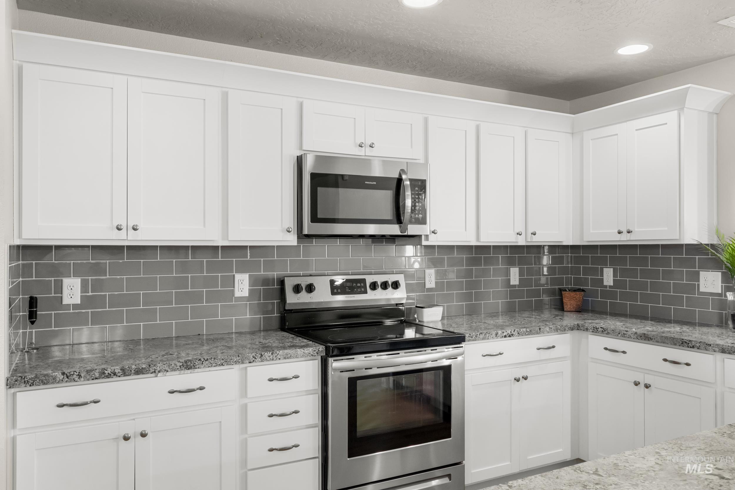 3500 S Cape Coral Ave, Nampa, Idaho 83686, 4 Bedrooms, 2.5 Bathrooms, Residential For Sale, Price $479,975,MLS 98972856