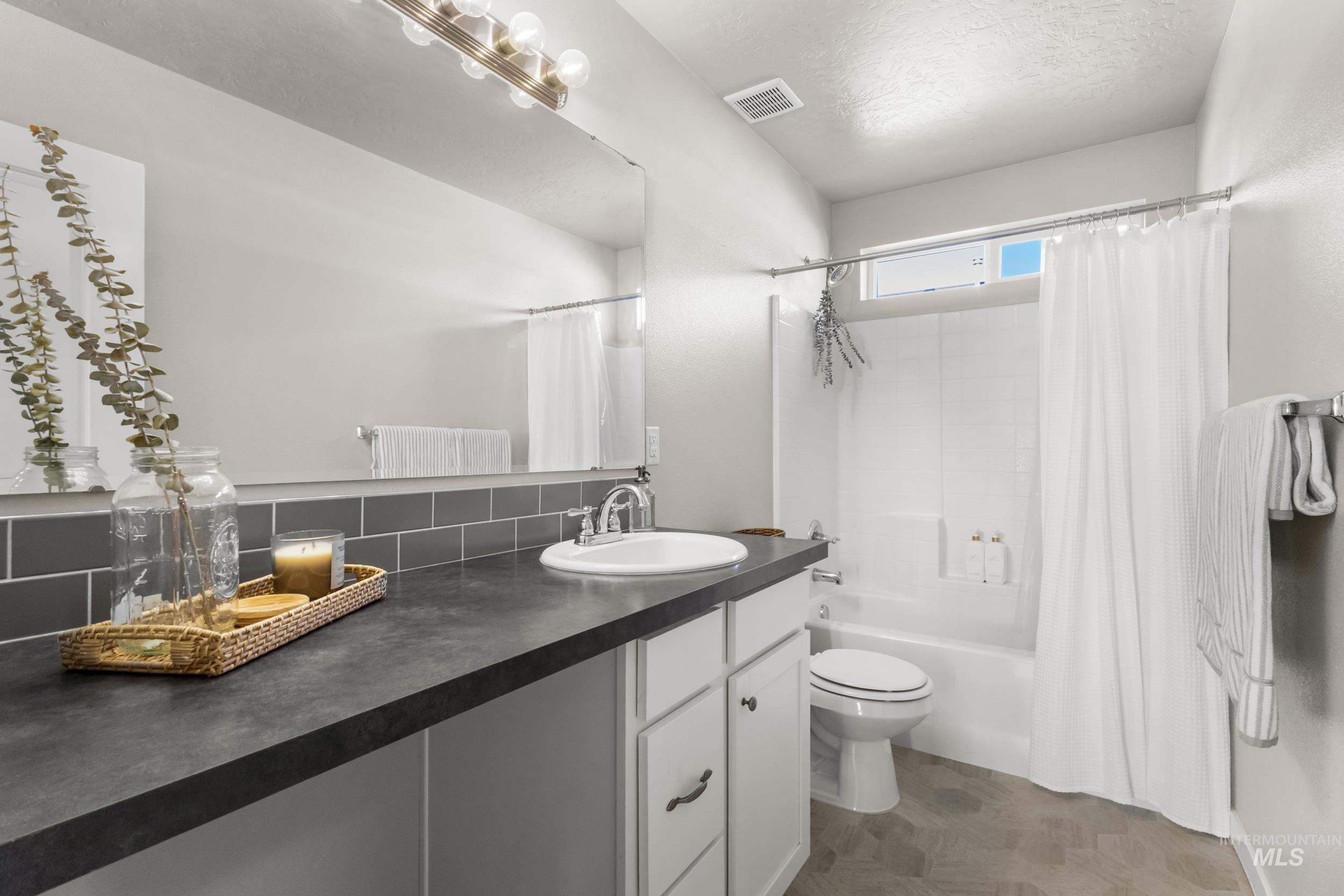 3500 S Cape Coral Ave, Nampa, Idaho 83686, 4 Bedrooms, 2.5 Bathrooms, Residential For Sale, Price $479,975,MLS 98972856