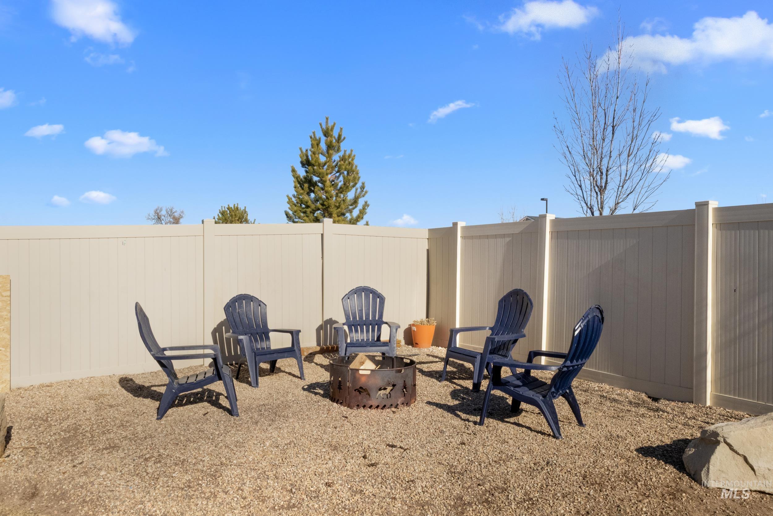 3500 S Cape Coral Ave, Nampa, Idaho 83686, 4 Bedrooms, 2.5 Bathrooms, Residential For Sale, Price $479,975,MLS 98972856