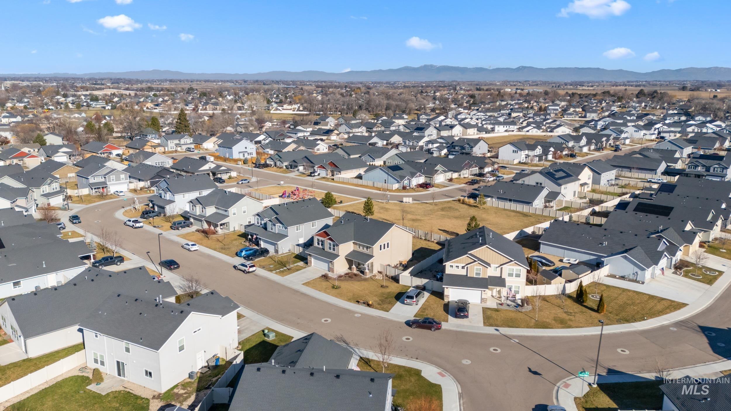 3500 S Cape Coral Ave, Nampa, Idaho 83686, 4 Bedrooms, 2.5 Bathrooms, Residential For Sale, Price $479,975,MLS 98972856