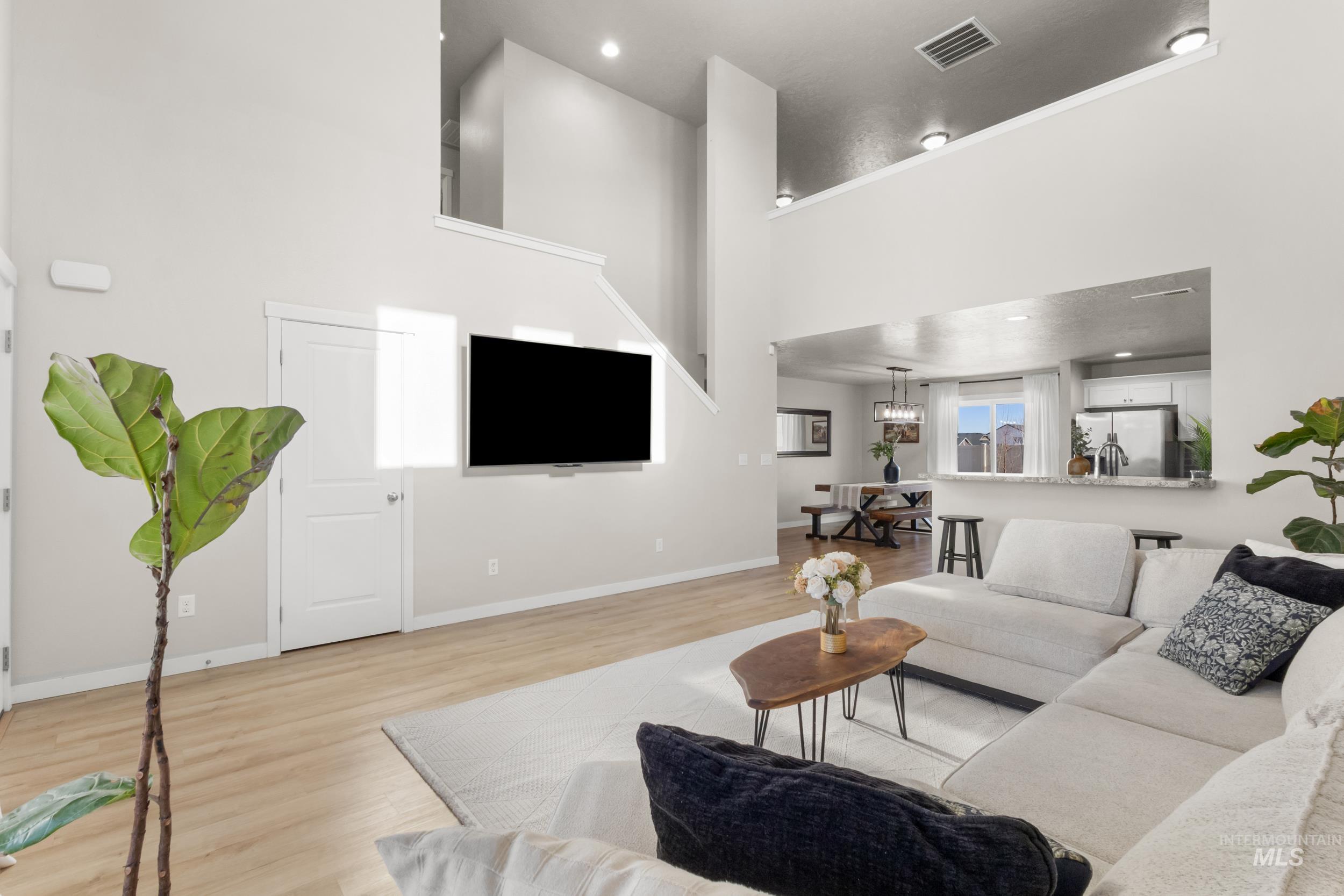 3500 S Cape Coral Ave, Nampa, Idaho 83686, 4 Bedrooms, 2.5 Bathrooms, Residential For Sale, Price $479,975,MLS 98972856