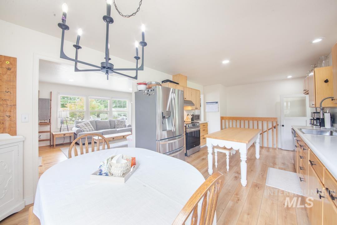 3509 8th Street C, Lewiston, Idaho 83501, 5 Bedrooms, 3 Bathrooms, Residential For Sale, Price $435,000, 98972857