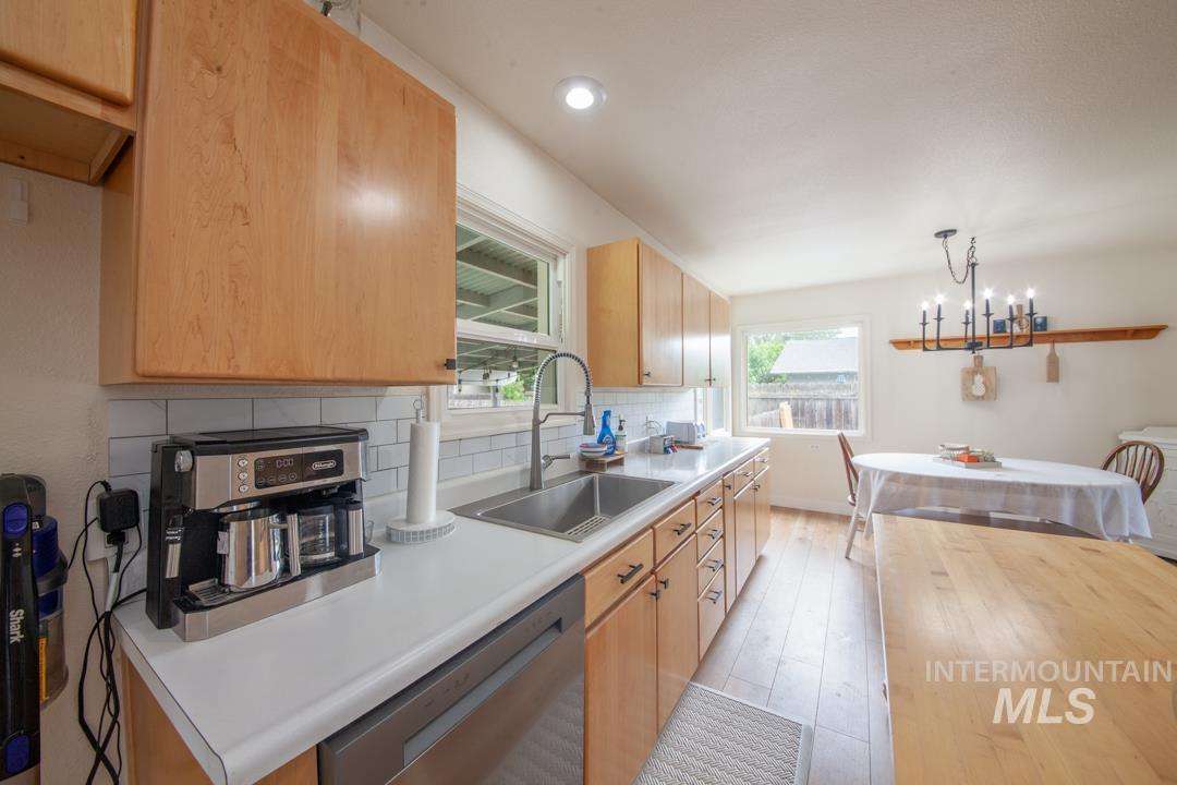 3509 8th Street C, Lewiston, Idaho 83501, 5 Bedrooms, 3 Bathrooms, Residential For Sale, Price $459,000,MLS 98972857