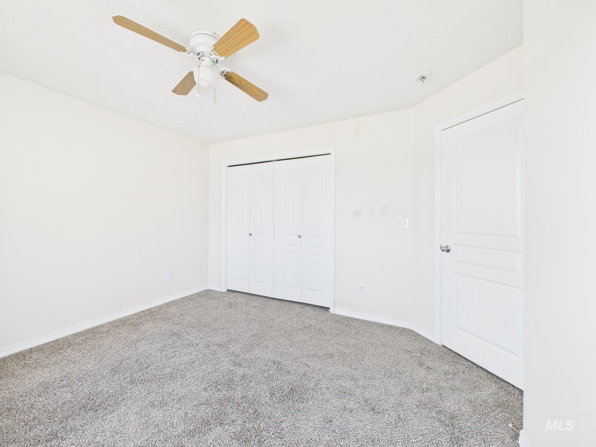 819 Sioux Ave, Emmett, Idaho 83617, 3 Bedrooms, 2.5 Bathrooms, Residential For Sale, Price $355,000,MLS 98972858