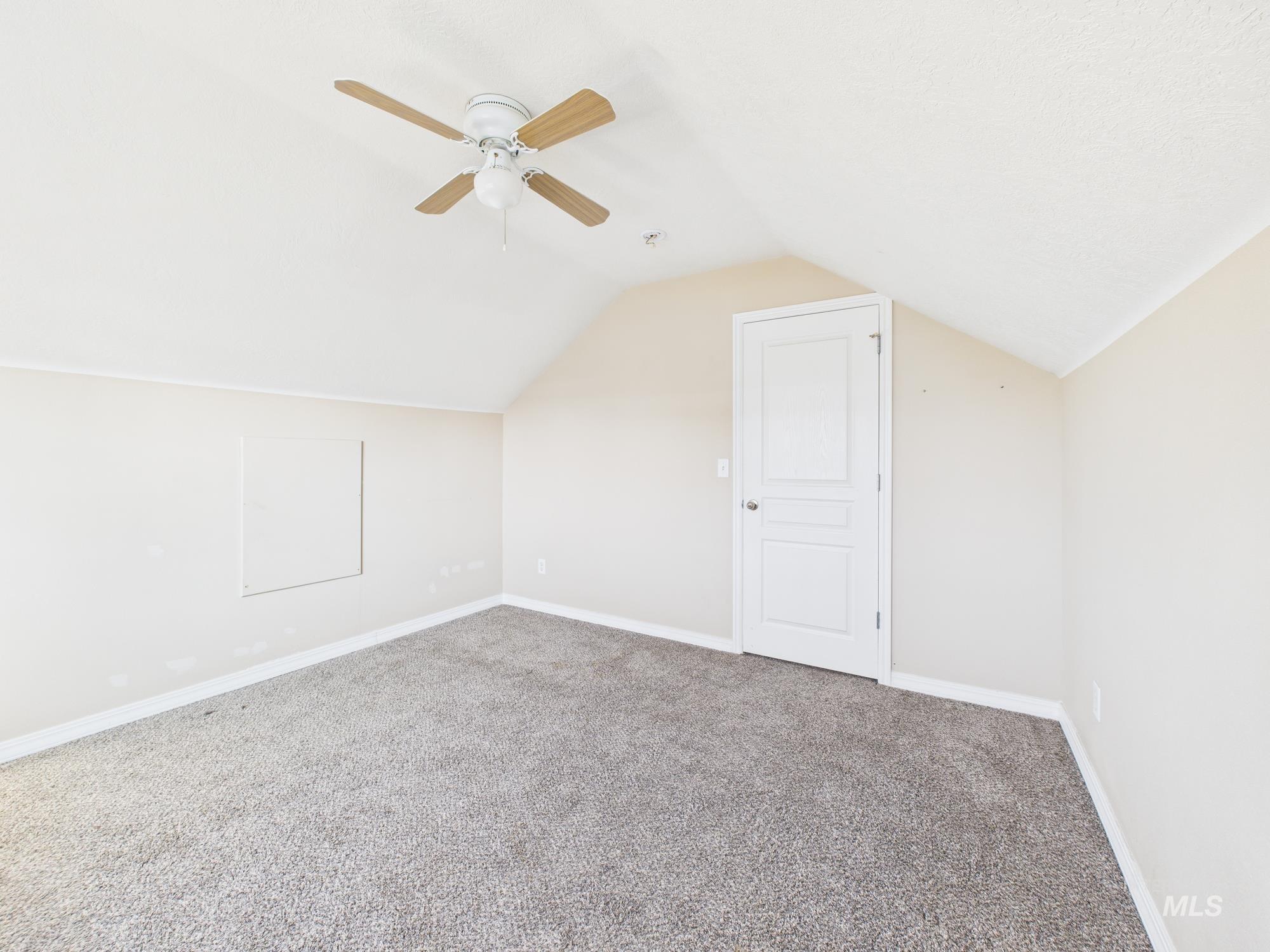 819 Sioux Ave, Emmett, Idaho 83617, 3 Bedrooms, 2.5 Bathrooms, Residential For Sale, Price $355,000,MLS 98972858