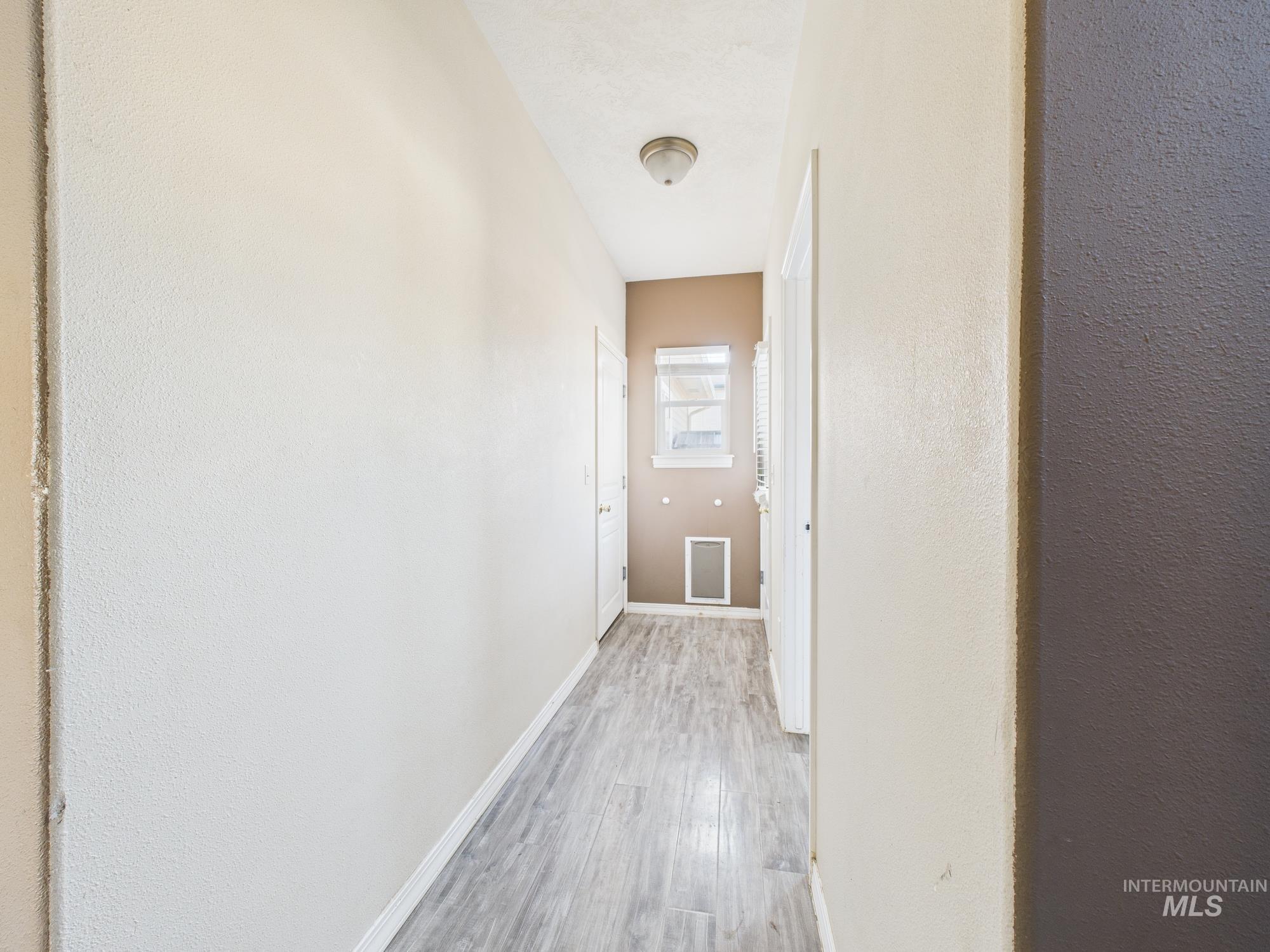 819 Sioux Ave, Emmett, Idaho 83617, 3 Bedrooms, 2.5 Bathrooms, Residential For Sale, Price $355,000,MLS 98972858