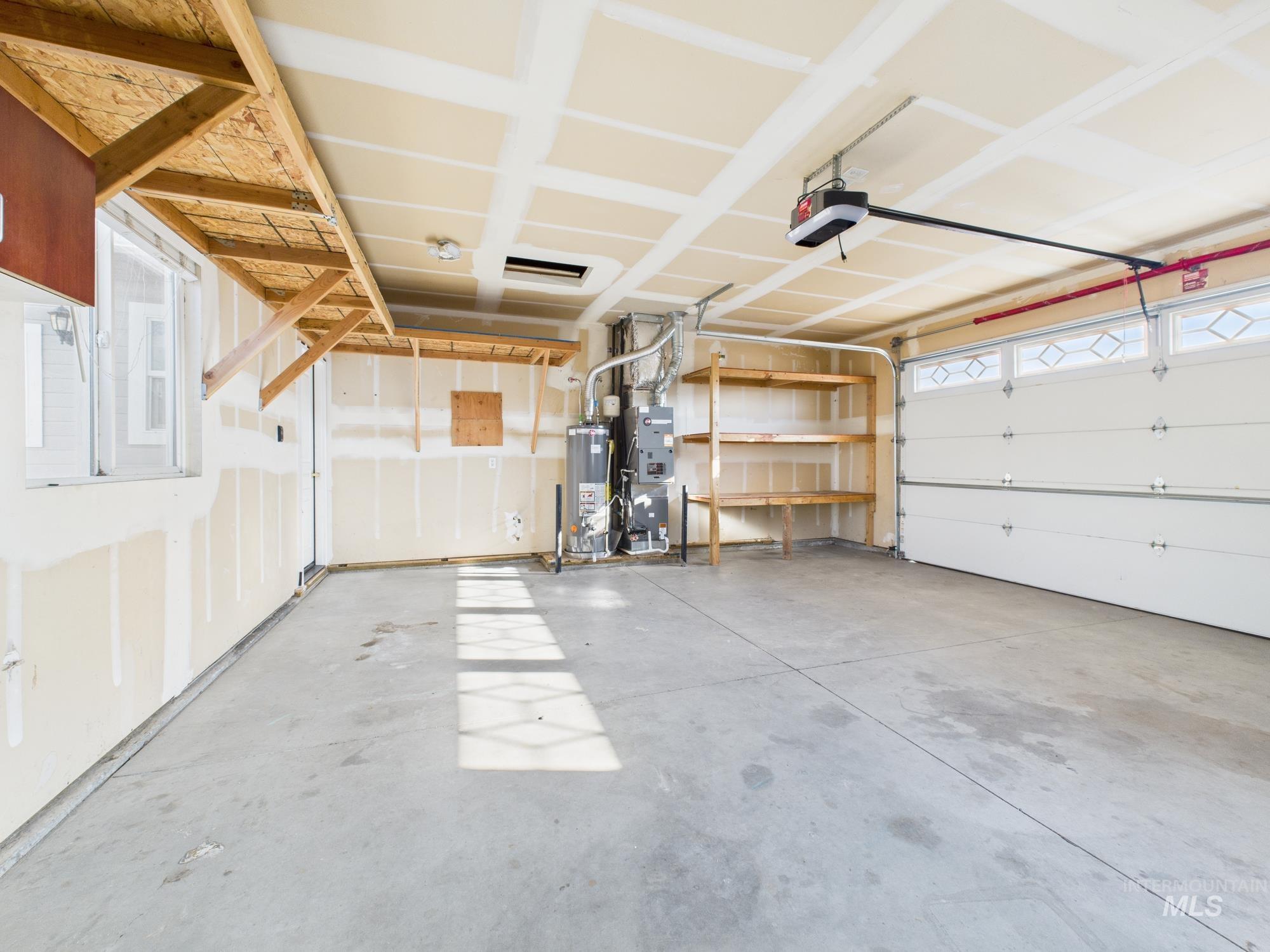 819 Sioux Ave, Emmett, Idaho 83617, 3 Bedrooms, 2.5 Bathrooms, Residential For Sale, Price $355,000,MLS 98972858