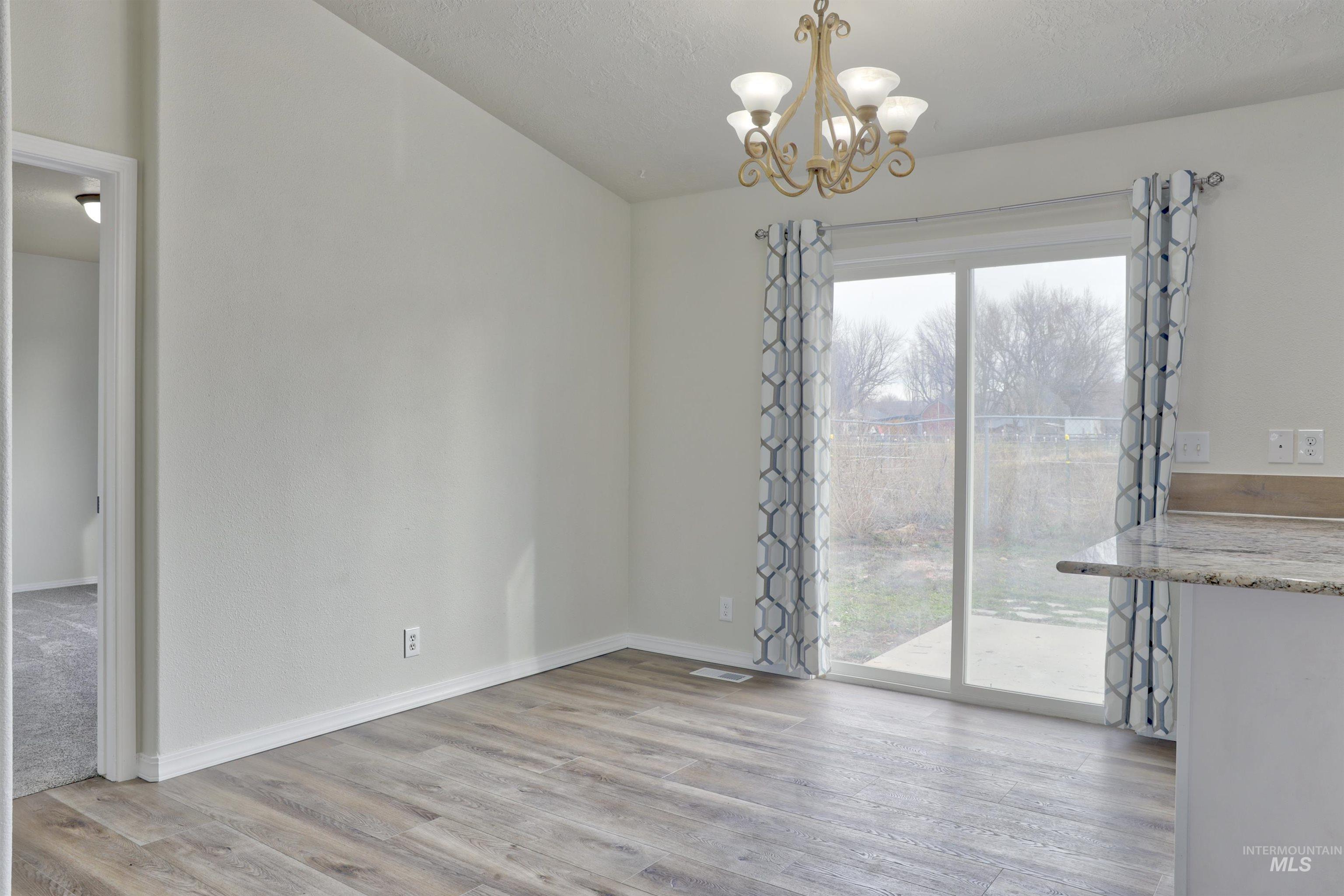 1028 S Pawnee Ave, Emmett, Idaho 83617, 3 Bedrooms, 2 Bathrooms, Residential For Sale, Price $340,000,MLS 98972859