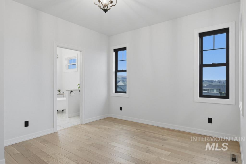 763 Indian Hills Dr, Moscow, Idaho 83843, 4 Bedrooms, 3 Bathrooms, Residential For Sale, Price $724,900,MLS 98972862