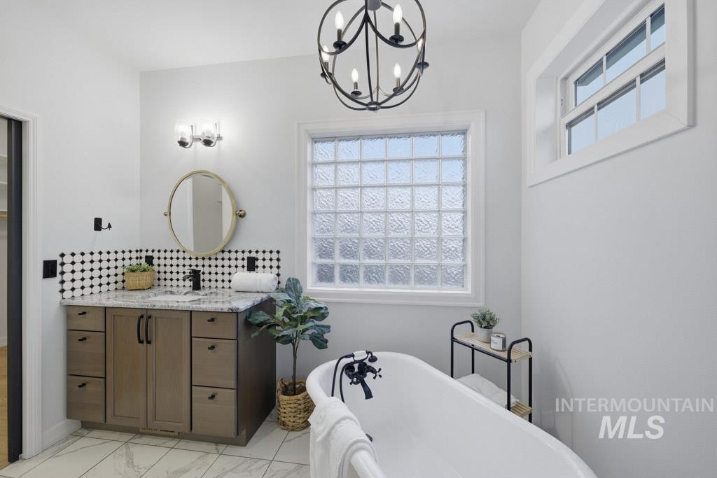 763 Indian Hills Dr, Moscow, Idaho 83843, 4 Bedrooms, 3 Bathrooms, Residential For Sale, Price $724,900,MLS 98972862