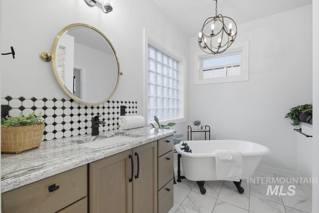 763 Indian Hills Dr, Moscow, Idaho 83843, 4 Bedrooms, 3 Bathrooms, Residential For Sale, Price $724,900,MLS 98972862