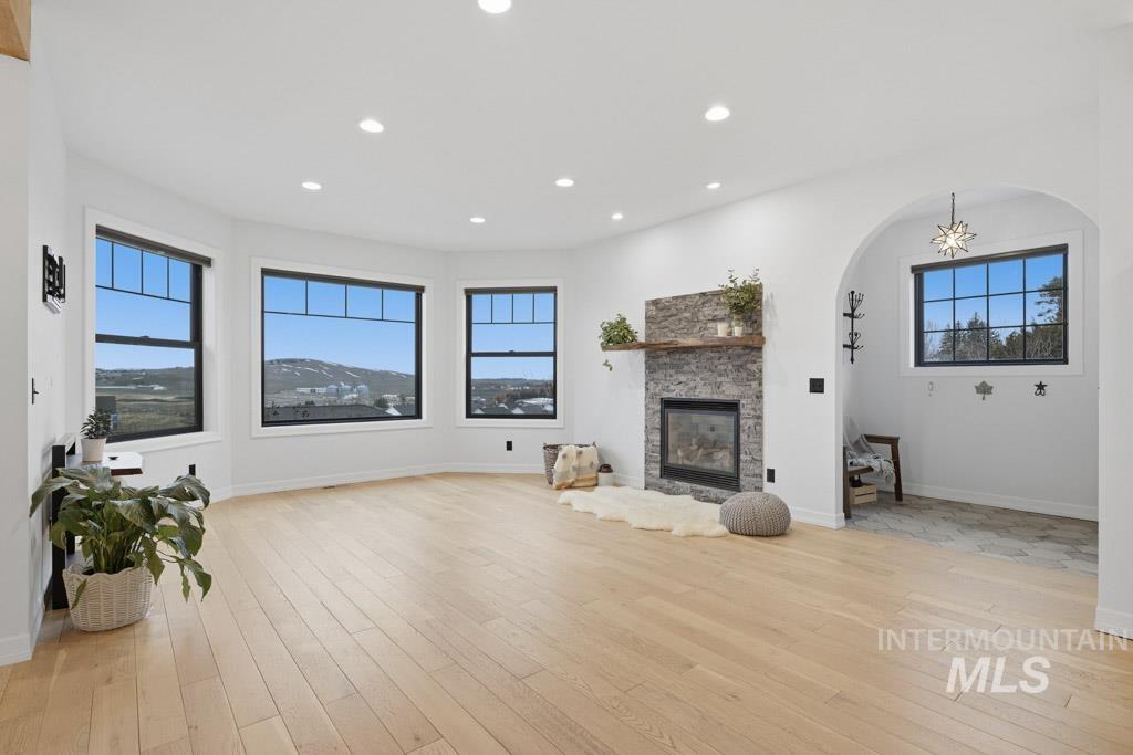 763 Indian Hills Dr, Moscow, Idaho 83843, 4 Bedrooms, 3 Bathrooms, Residential For Sale, Price $724,900,MLS 98972862