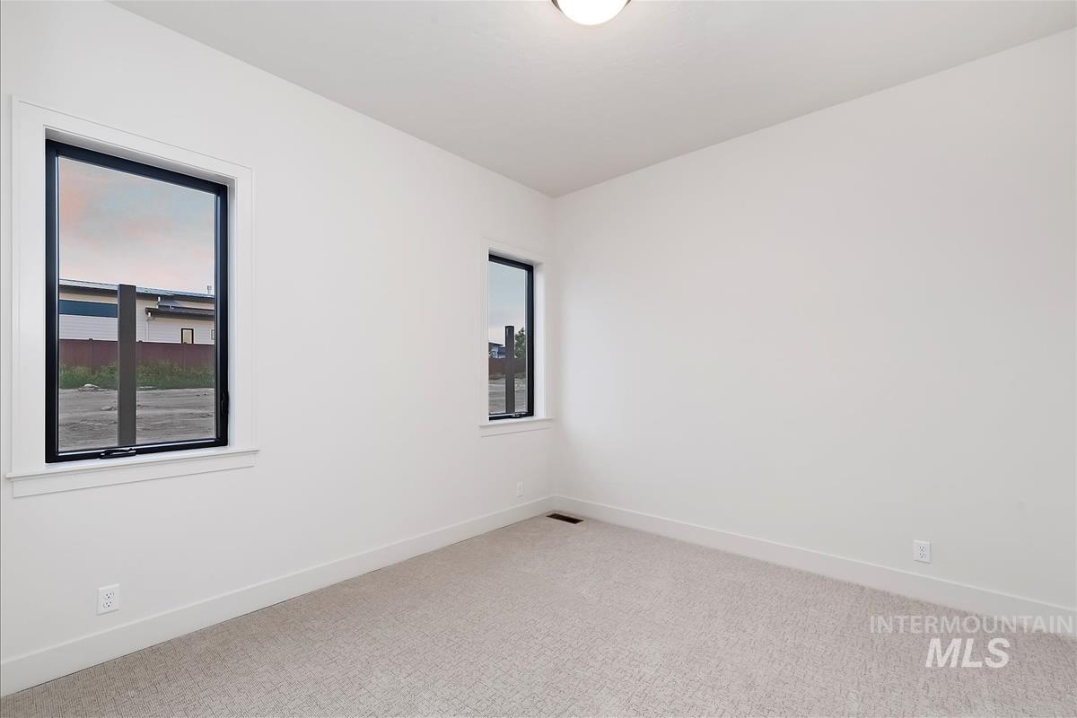 9989 W Bouvardia St, Star, Idaho 83669, 4 Bedrooms, 3.5 Bathrooms, Residential For Sale, Price $1,069,900,MLS 98972864