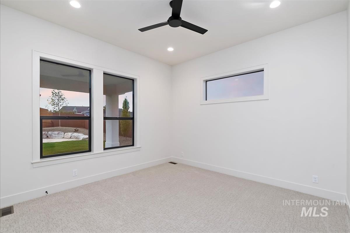 9989 W Bouvardia St, Star, Idaho 83669, 4 Bedrooms, 3.5 Bathrooms, Residential For Sale, Price $1,069,900,MLS 98972864