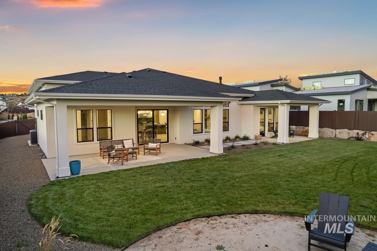 9989 W Bouvardia St, Star, Idaho 83669, 4 Bedrooms, 3.5 Bathrooms, Residential For Sale, Price $1,069,900,MLS 98972864