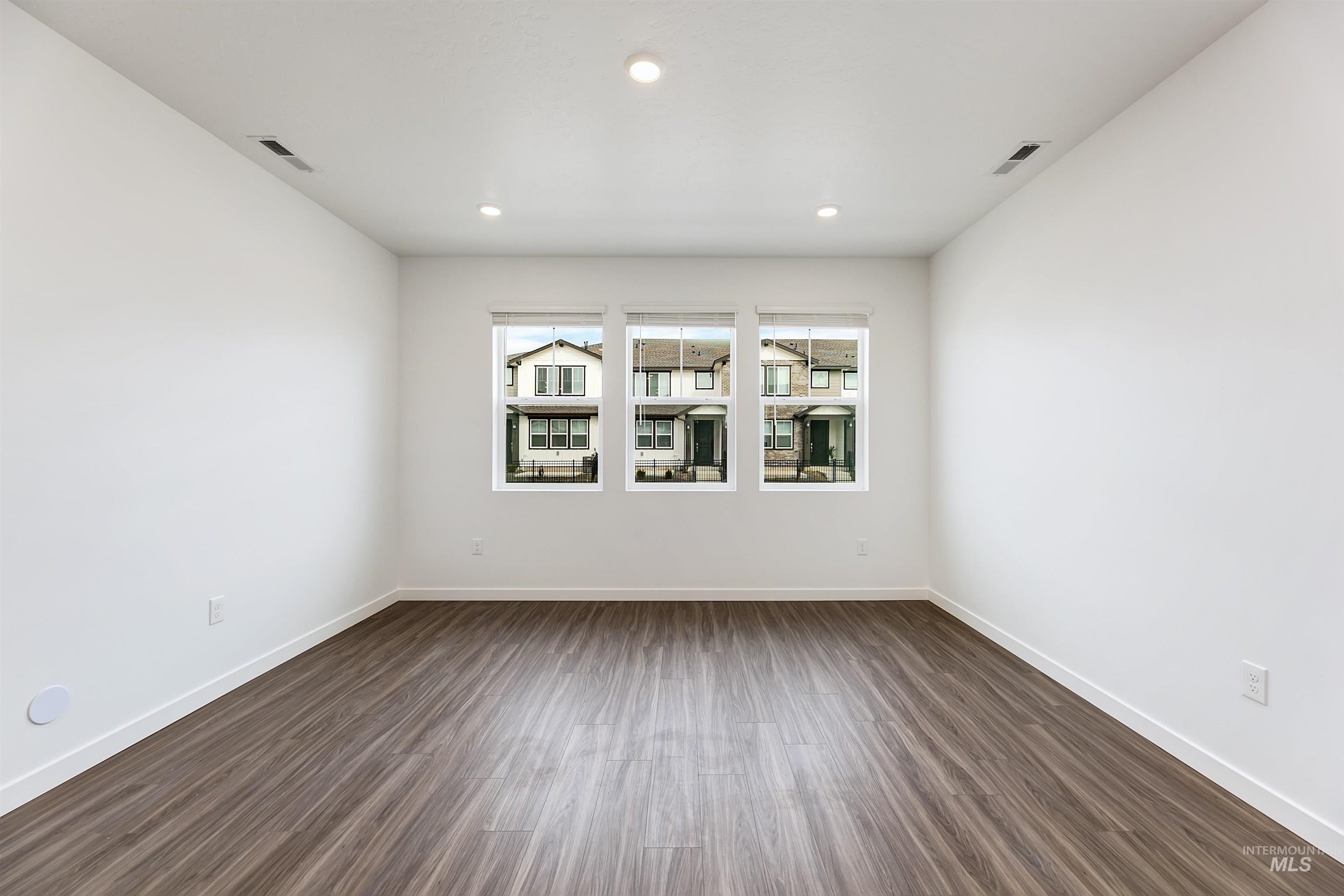 4131 W Perspective St, Eagle, Idaho 83616, 4 Bedrooms, 2.5 Bathrooms, Residential For Sale, Price $431,000, 98972870