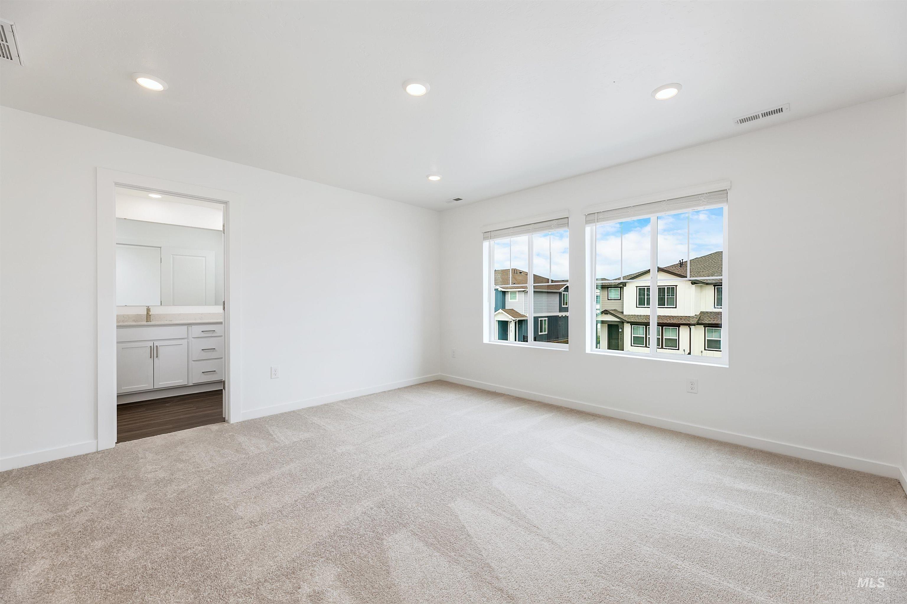 4131 W Perspective St, Eagle, Idaho 83616, 4 Bedrooms, 2.5 Bathrooms, Residential For Sale, Price $431,000, 98972870