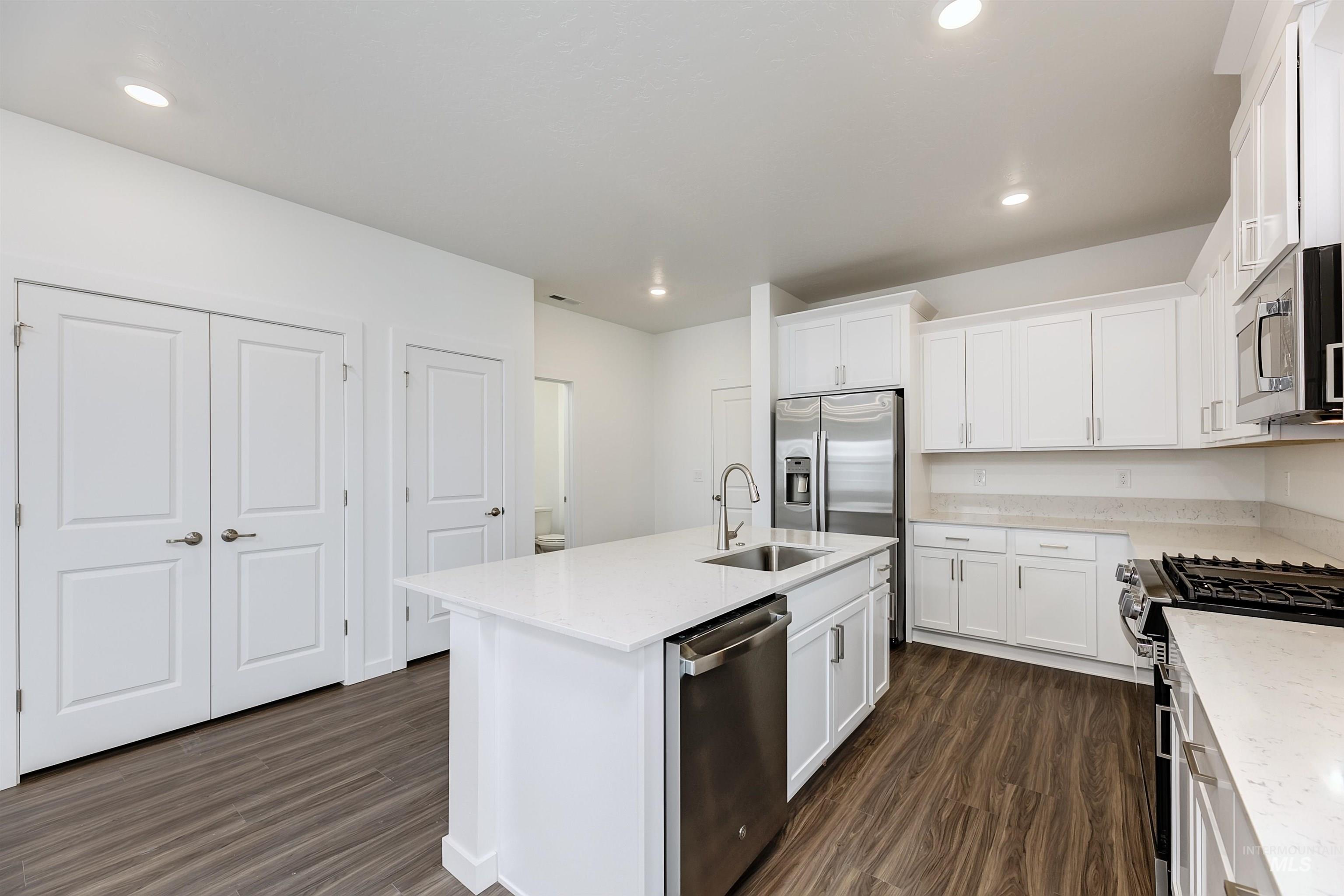 4131 W Perspective St, Eagle, Idaho 83616, 4 Bedrooms, 2.5 Bathrooms, Residential For Sale, Price $431,000, 98972870