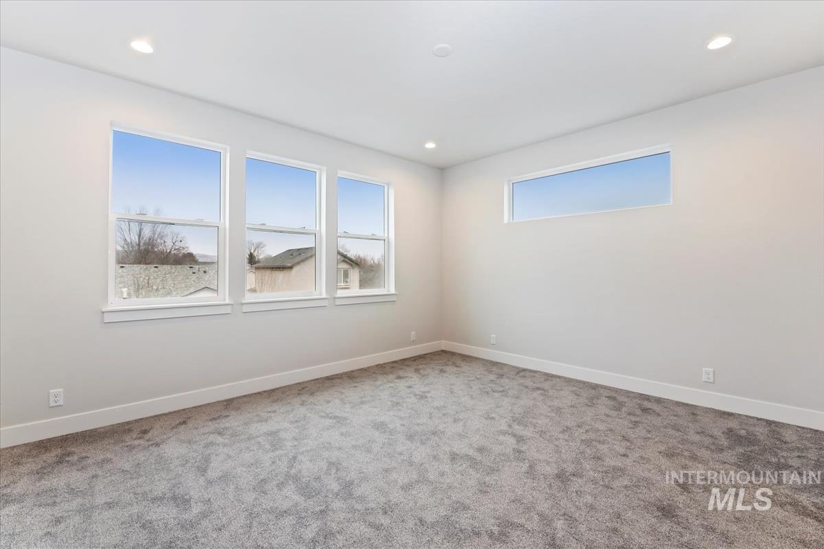 8174 N Breezy Ave, Boise, Idaho 83714, 3 Bedrooms, 2.5 Bathrooms, Residential For Sale, Price $569,900,MLS 98972879