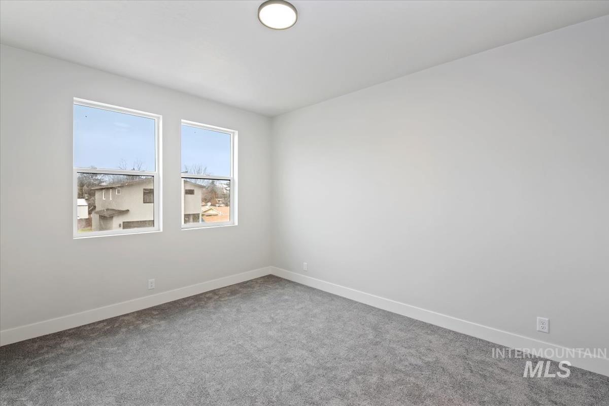 8174 N Breezy Ave, Boise, Idaho 83714, 3 Bedrooms, 2.5 Bathrooms, Residential For Sale, Price $569,900,MLS 98972879