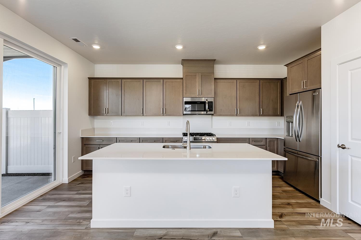 1858 N Big Star Ave, Eagle, Idaho 83616, 3 Bedrooms, 2.5 Bathrooms, Residential For Sale, Price $443,150, 98972880