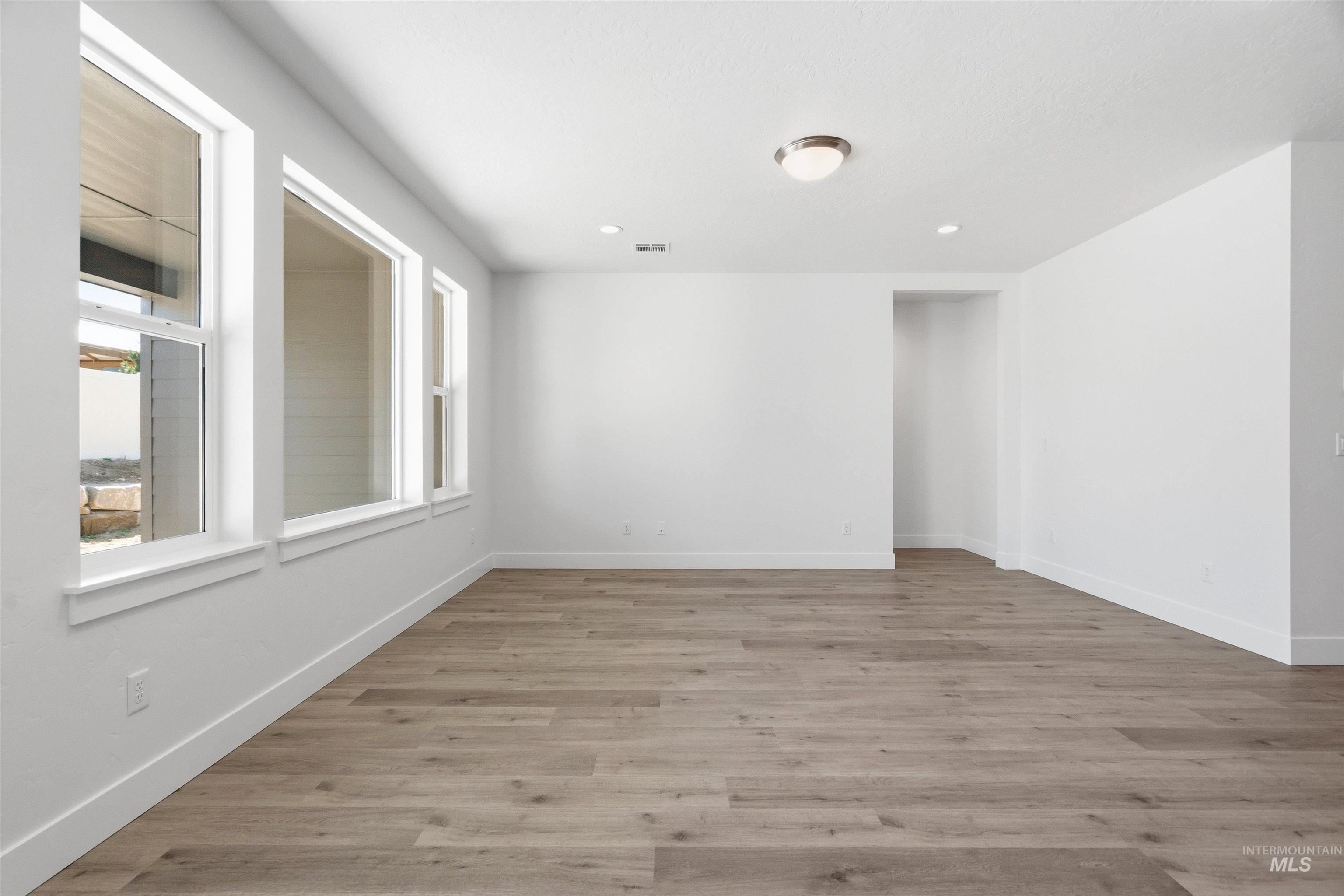 5839 N Patimos Ave, Meridian, Idaho 83646, 4 Bedrooms, 3 Bathrooms, Residential For Sale, Price $509,990, 98972881