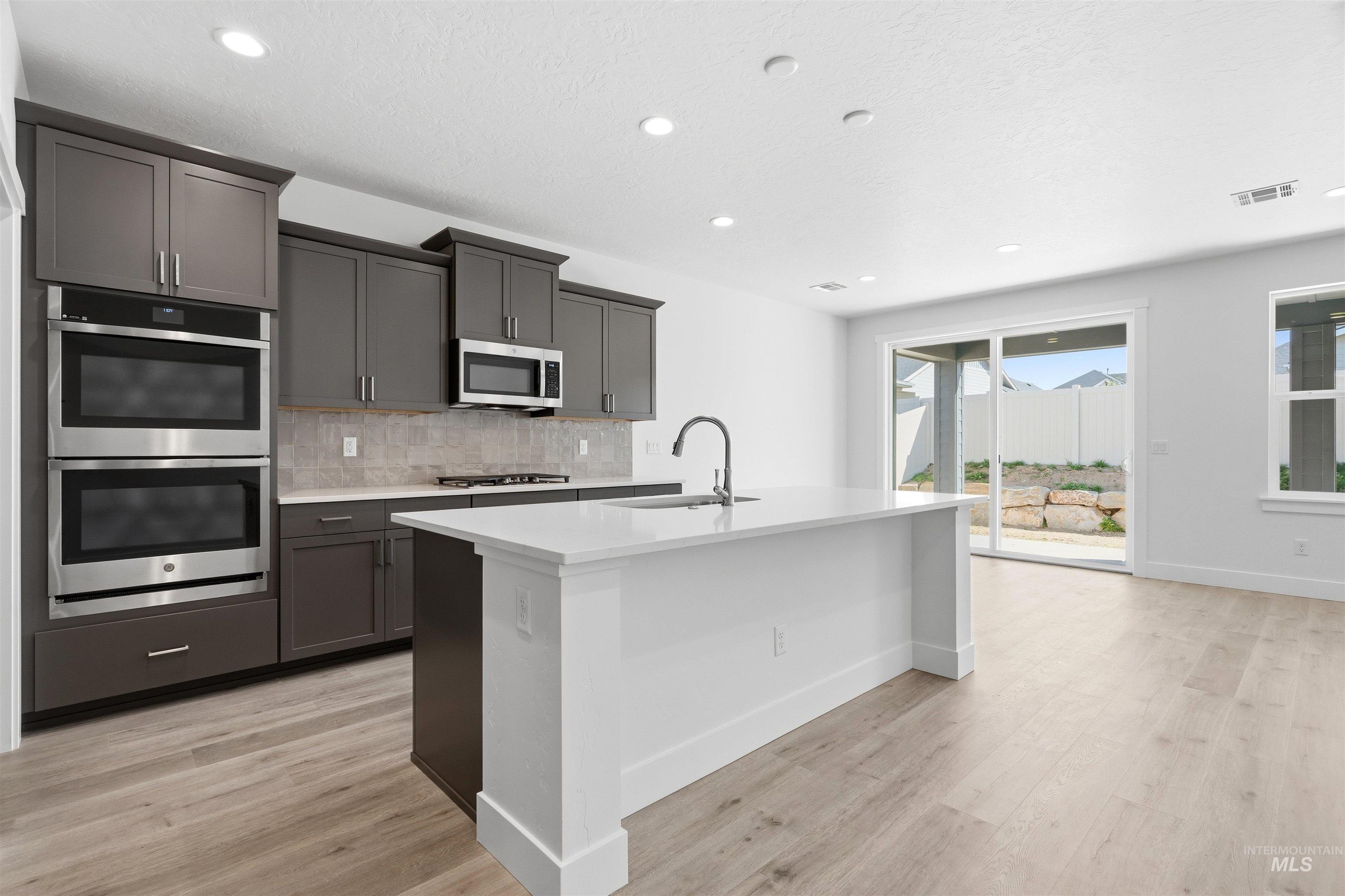 5839 N Patimos Ave, Meridian, Idaho 83646, 4 Bedrooms, 3 Bathrooms, Residential For Sale, Price $509,990, 98972881