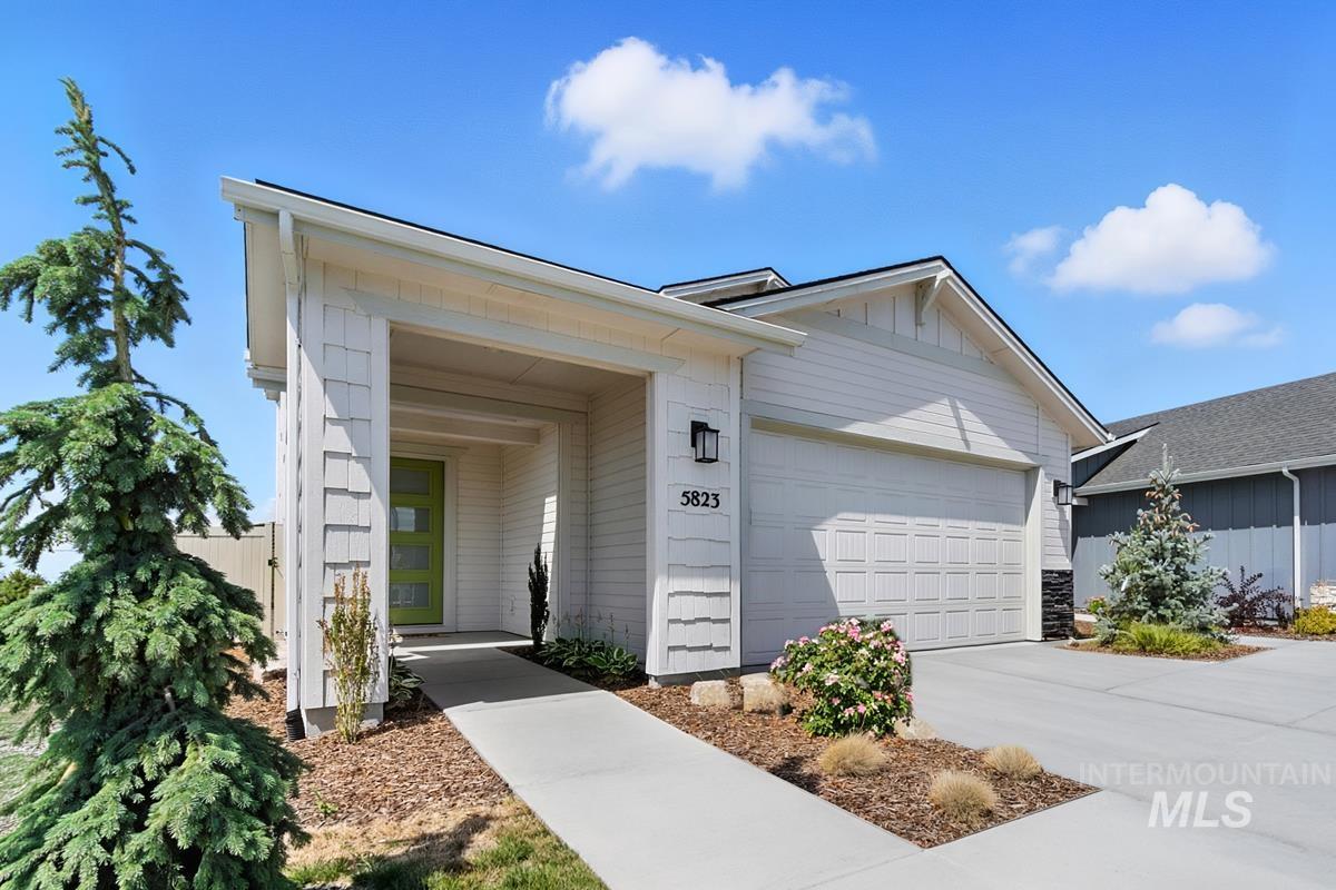 5977 N Backfire Way, Meridian, Idaho 83646, 3 Bedrooms, 2.5 Bathrooms, Residential For Sale, Price $499,990, 98972883