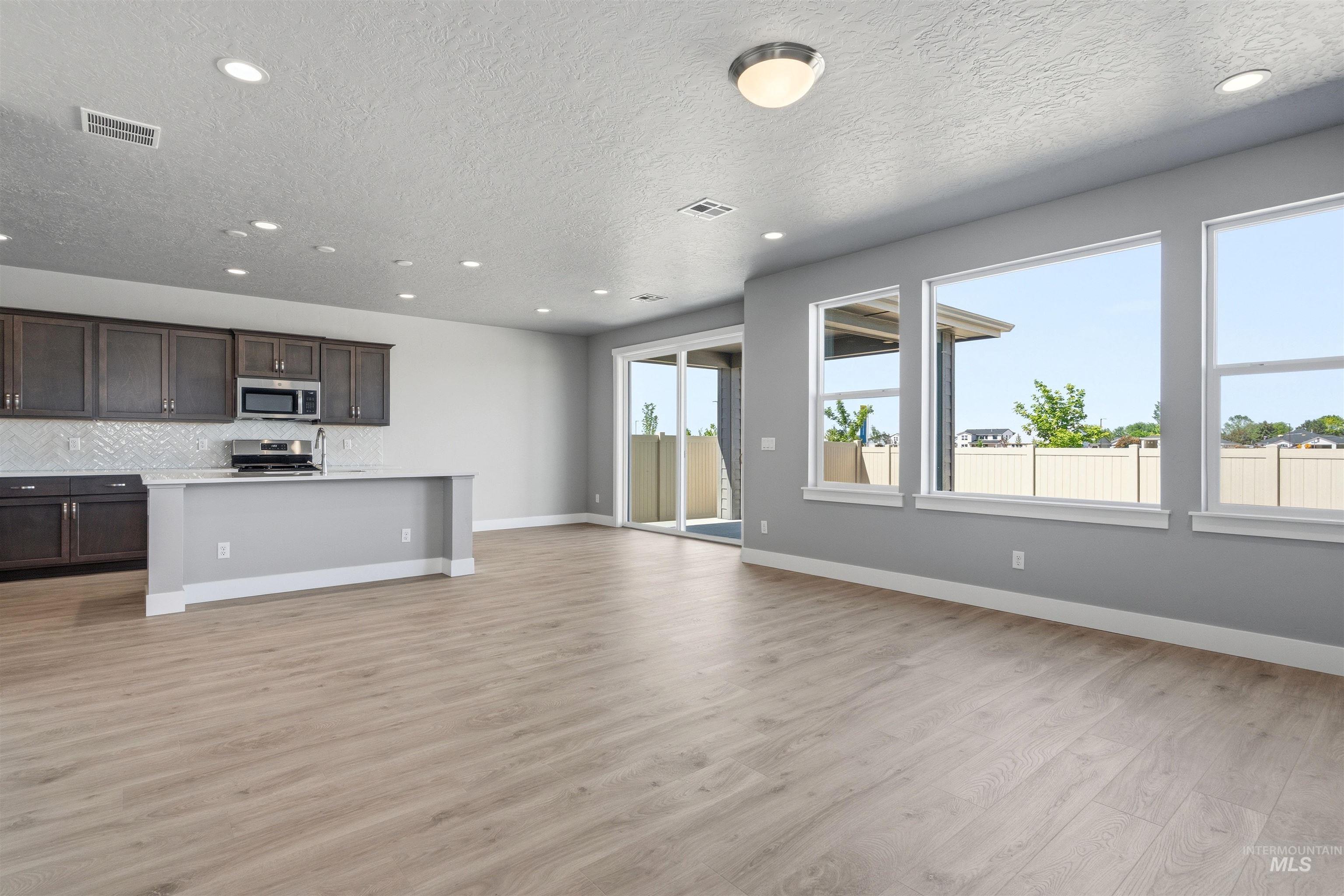 5981 N Backfire Way, Meridian, Idaho 83646, 3 Bedrooms, 2.5 Bathrooms, Residential For Sale, Price $499,990,MLS 98972884