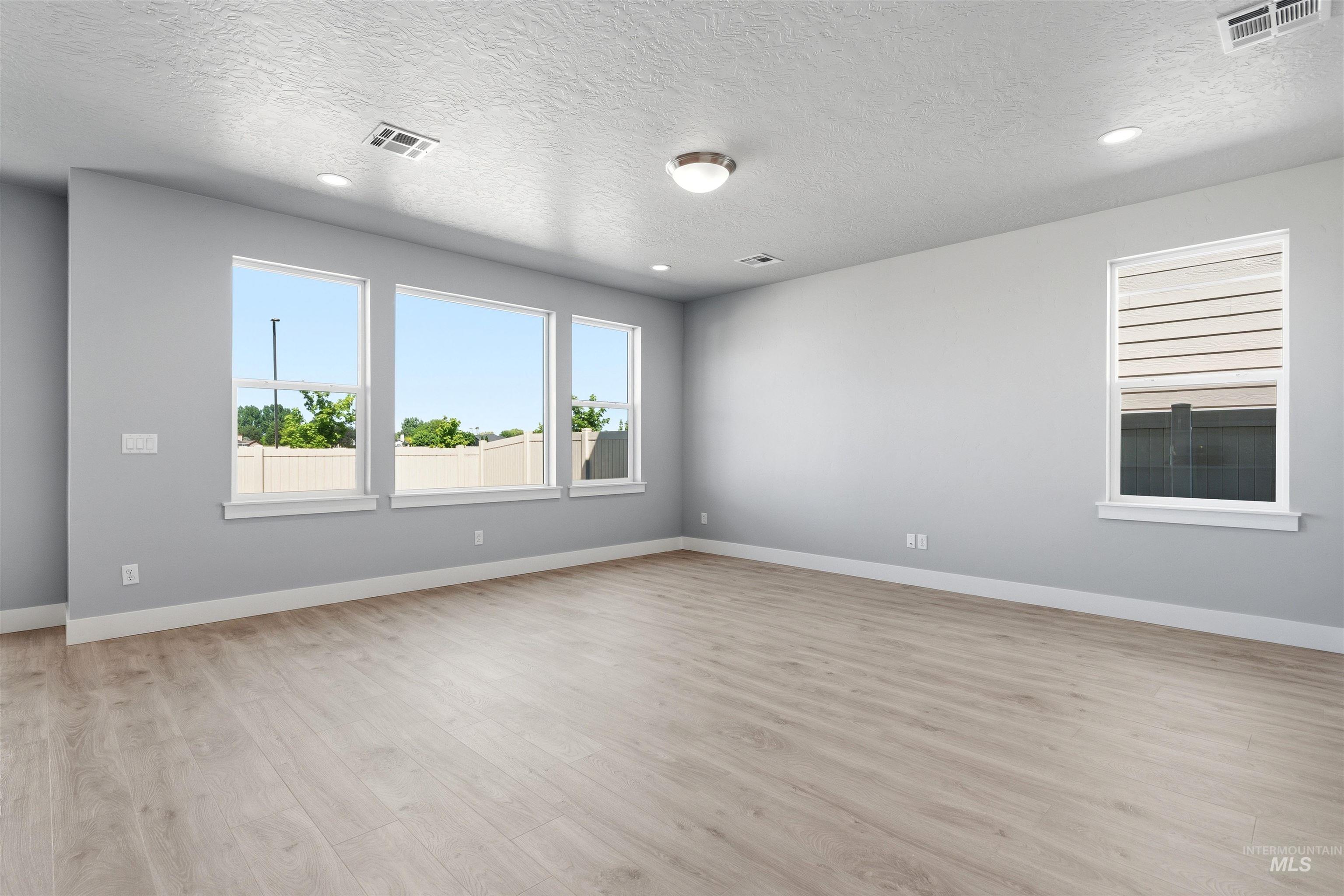 5981 N Backfire Way, Meridian, Idaho 83646, 3 Bedrooms, 2.5 Bathrooms, Residential For Sale, Price $499,990,MLS 98972884