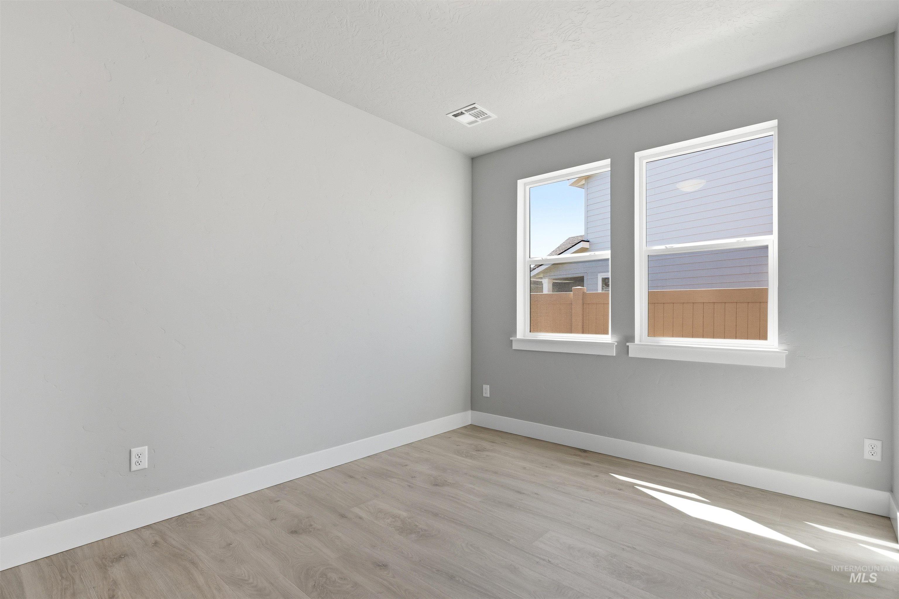 5981 N Backfire Way, Meridian, Idaho 83646, 3 Bedrooms, 2.5 Bathrooms, Residential For Sale, Price $499,990,MLS 98972884
