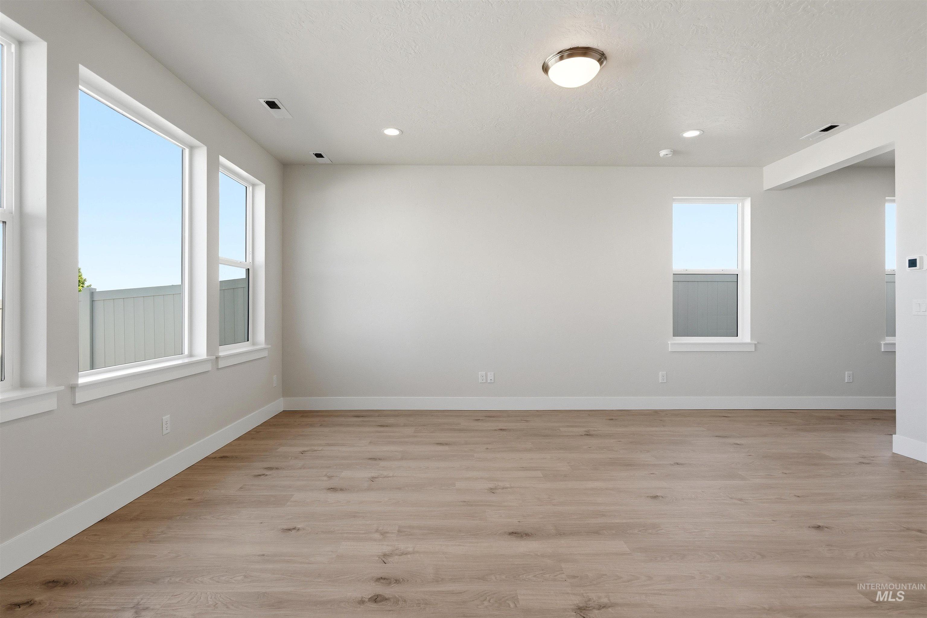 5985 N Backfire Way, Meridian, Idaho 83646, 4 Bedrooms, 2.5 Bathrooms, Residential For Sale, Price $514,990,MLS 98972886