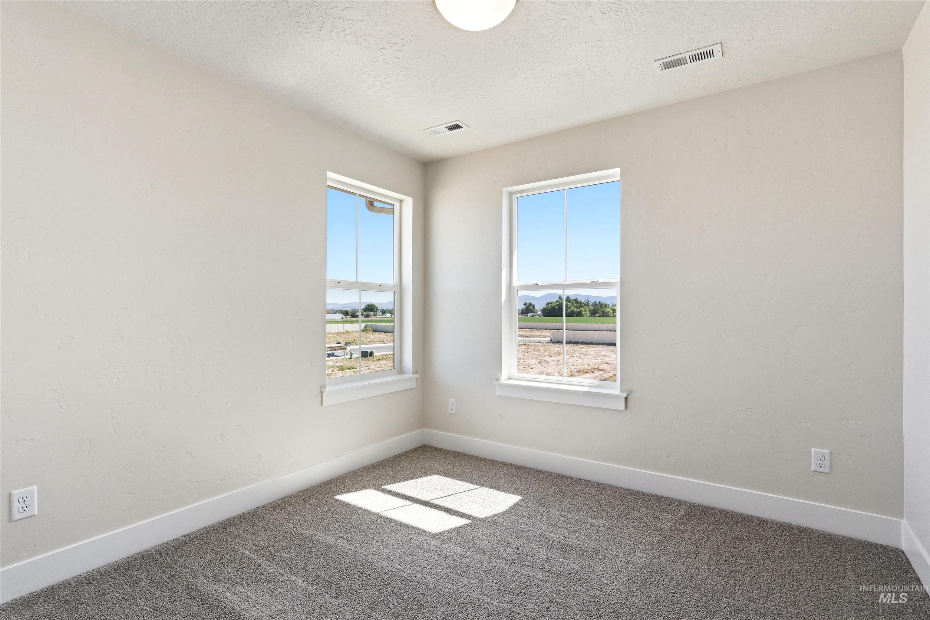 5985 N Backfire Way, Meridian, Idaho 83646, 4 Bedrooms, 2.5 Bathrooms, Residential For Sale, Price $514,990,MLS 98972886