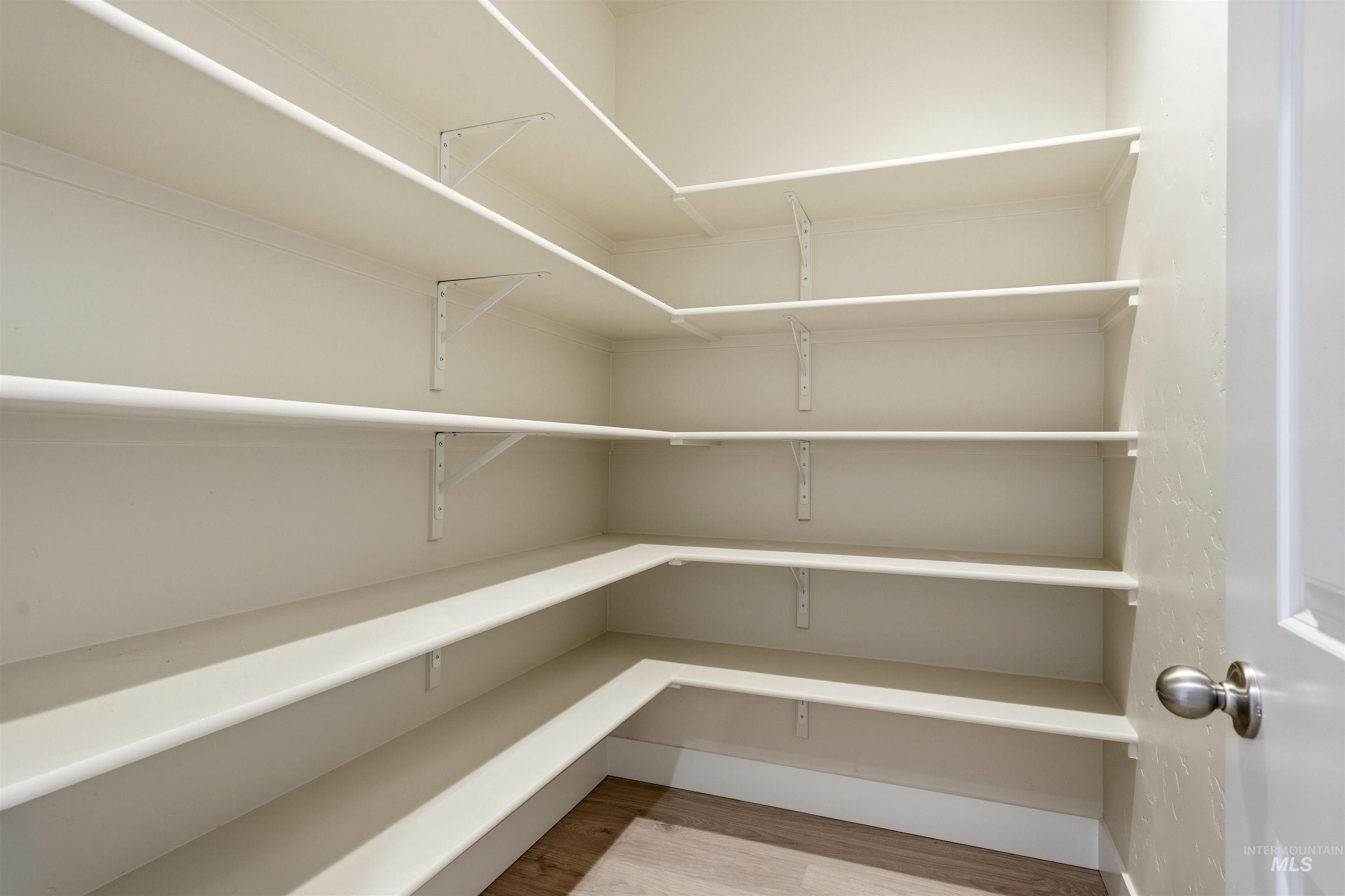 5985 N Backfire Way, Meridian, Idaho 83646, 4 Bedrooms, 2.5 Bathrooms, Residential For Sale, Price $514,990, 98972886