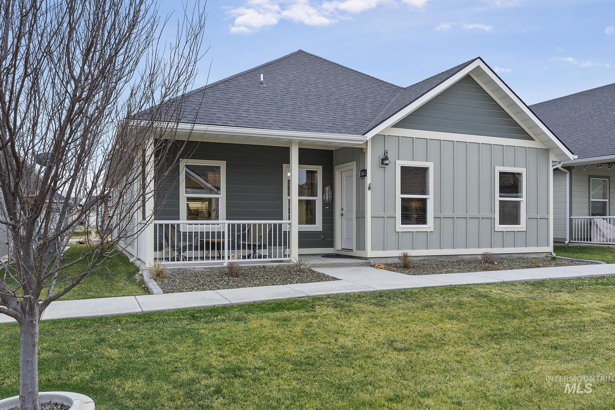 1062 Cottage Rd, Twin Falls, Idaho 83301, 2 Bedrooms, 2 Bathrooms, Residential For Sale, Price $369,900,MLS 98972887