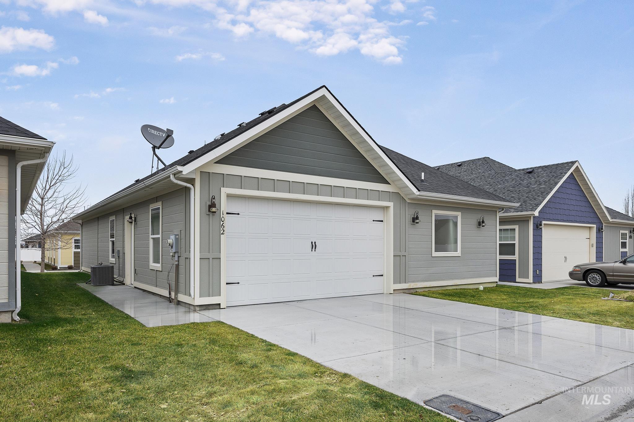 1062 Cottage Rd, Twin Falls, Idaho 83301, 2 Bedrooms, 2 Bathrooms, Residential For Sale, Price $369,900,MLS 98972887