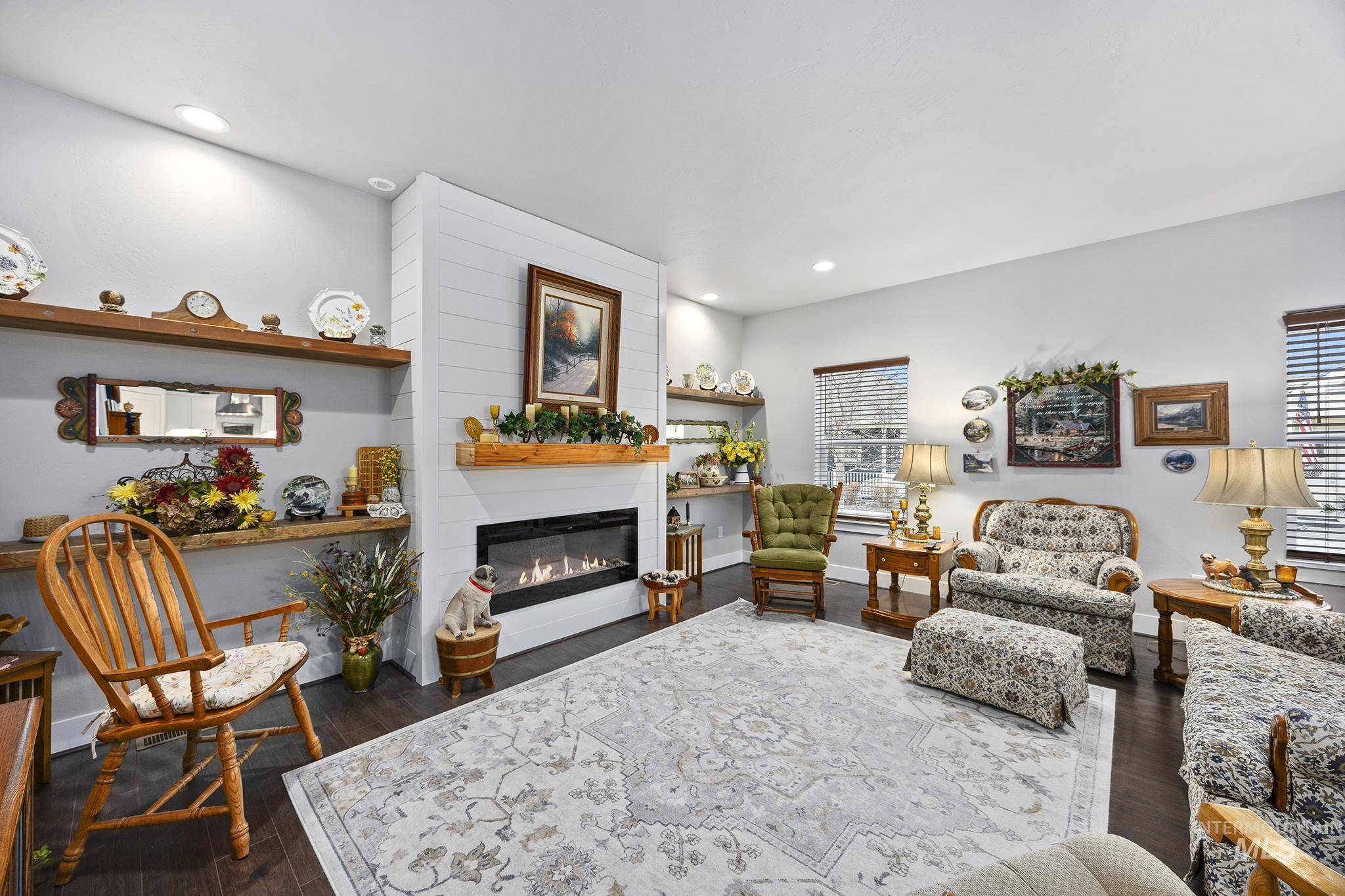 1062 Cottage Rd, Twin Falls, Idaho 83301, 2 Bedrooms, 2 Bathrooms, Residential For Sale, Price $369,900,MLS 98972887