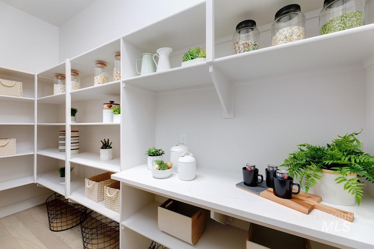 6799 Saddle Bred Way, Star, Idaho 83669, 3 Bedrooms, 2.5 Bathrooms, Residential For Sale, Price $1,152,114,MLS 98972888