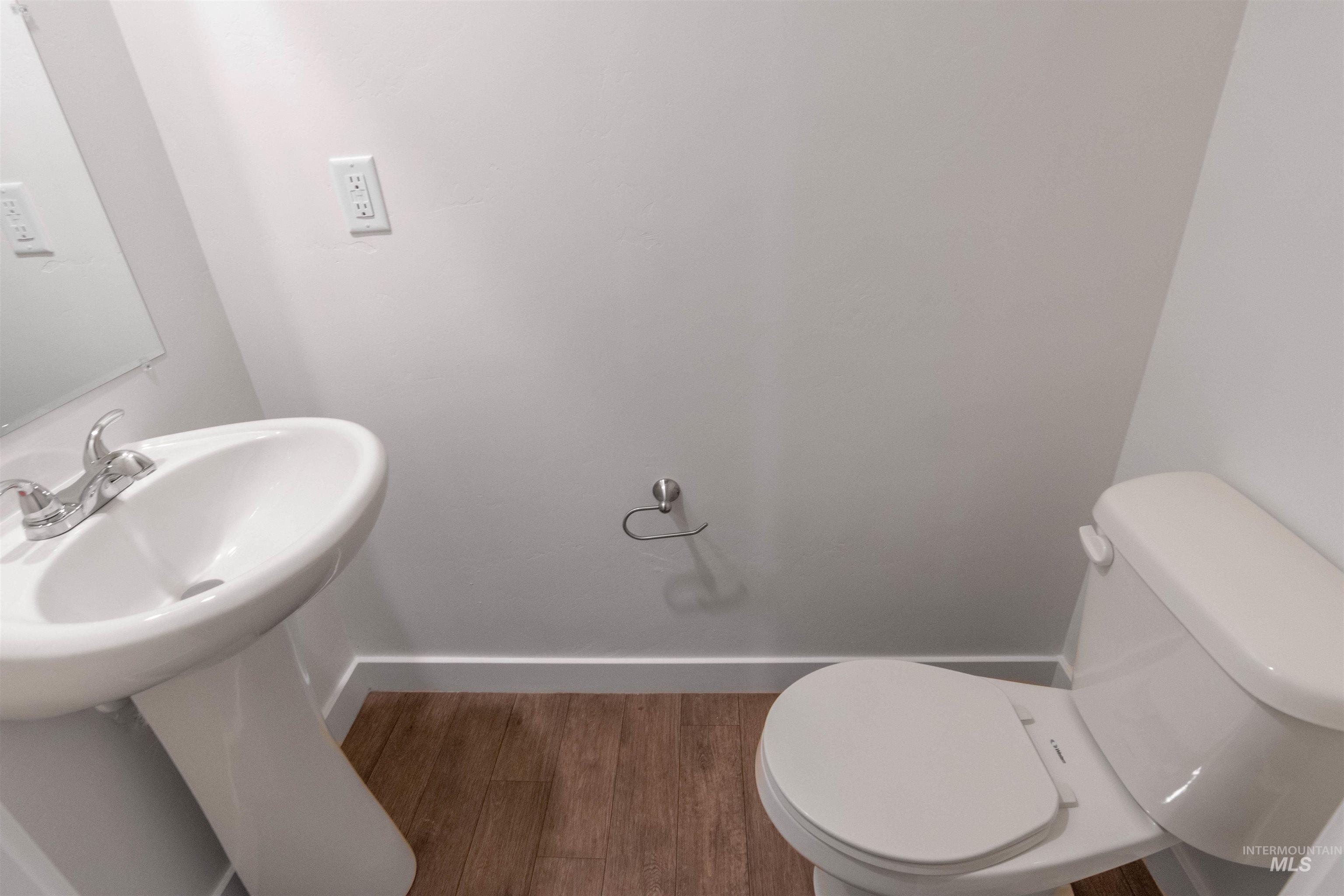 16896 N Balboa Lane, Nampa, Idaho 83687, 3 Bedrooms, 2 Bathrooms, Residential Income For Sale, Price $1,050,000,MLS 98972889